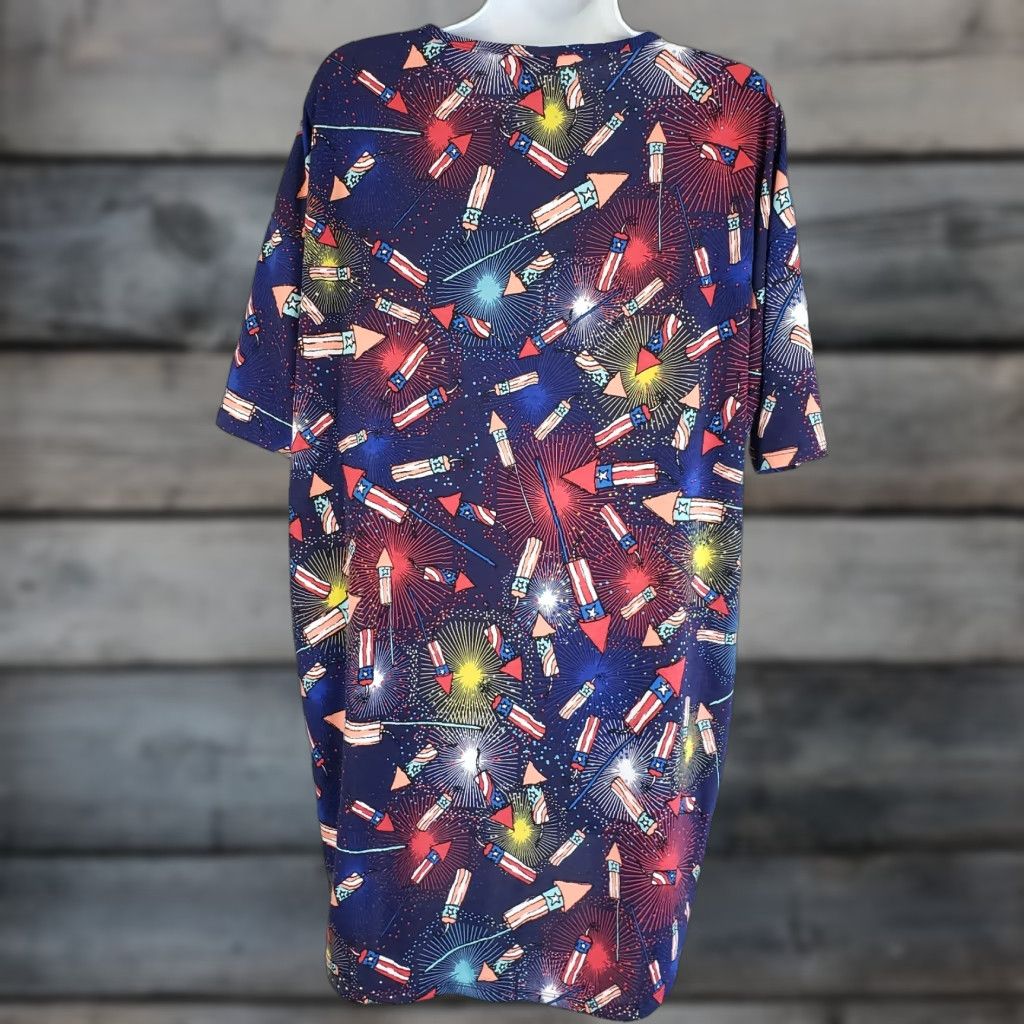 Vintage LuLaRoe Womens Irma Top Sz Small Fireworks Blue Red Shirt T-Shirt Crew Neck Short Sleeve Size S / US 4 / IT 40 - 1 Thumbnail