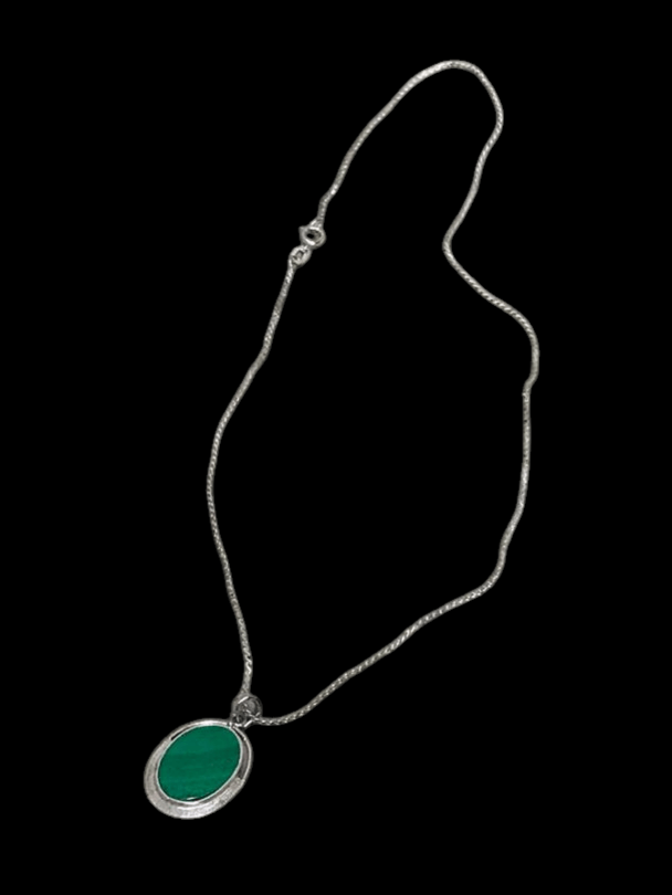Sterling Silver Vintage Sterling Silver 925 Green Stone Necklace Size ONE SIZE - 1 Thumbnail