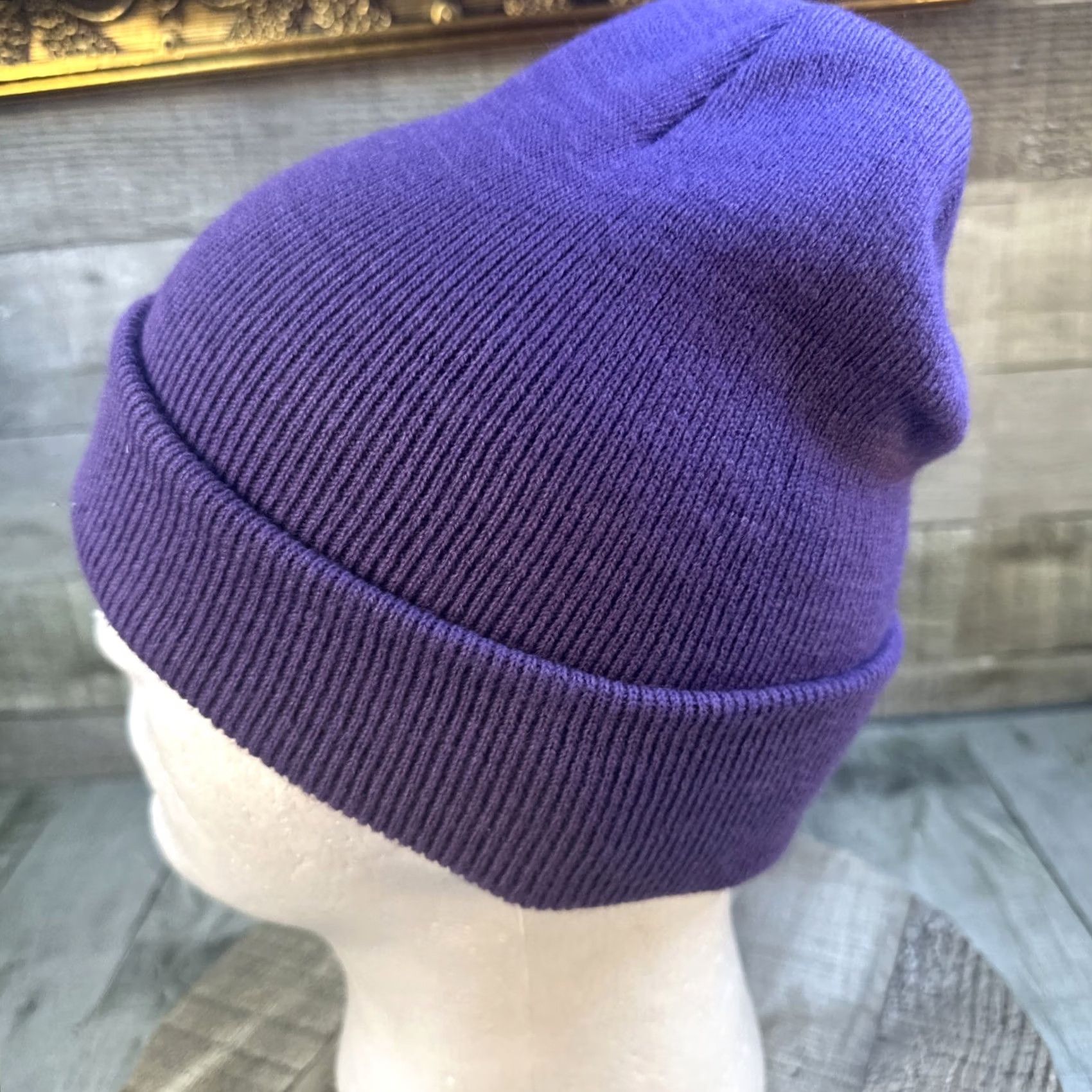 Vintage VINTAGE Purple Knit Beanie Hat Solid Cuffed Winter Watch Cap Adult Unisex Streetwear Size ONE SIZE - 4 Thumbnail