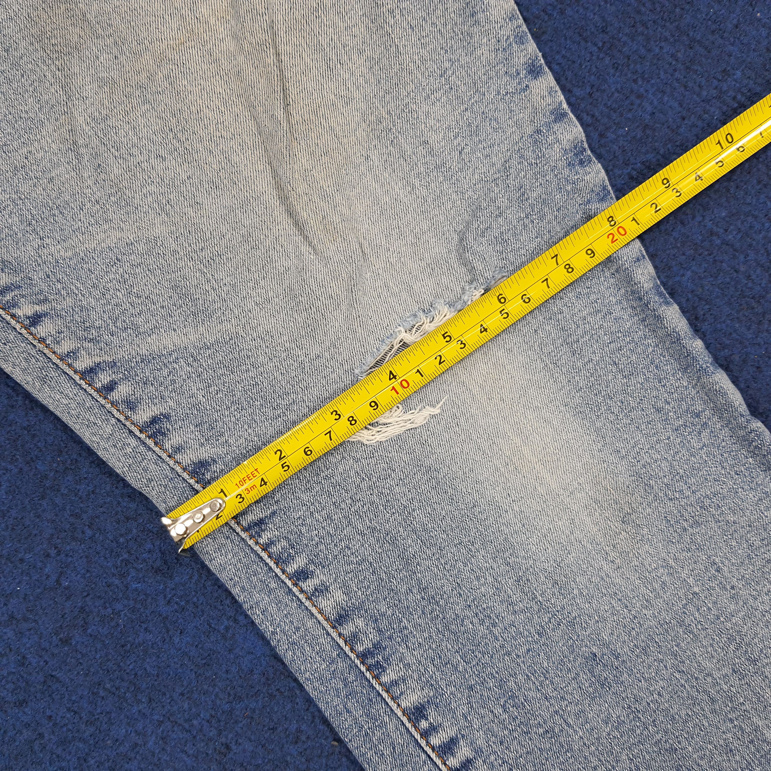 Levi's × Vintage Vintage Levi's 550 Relaxed Boot Cut Distressed Jeans Size US 30 / EU 46 - 16 Thumbnail