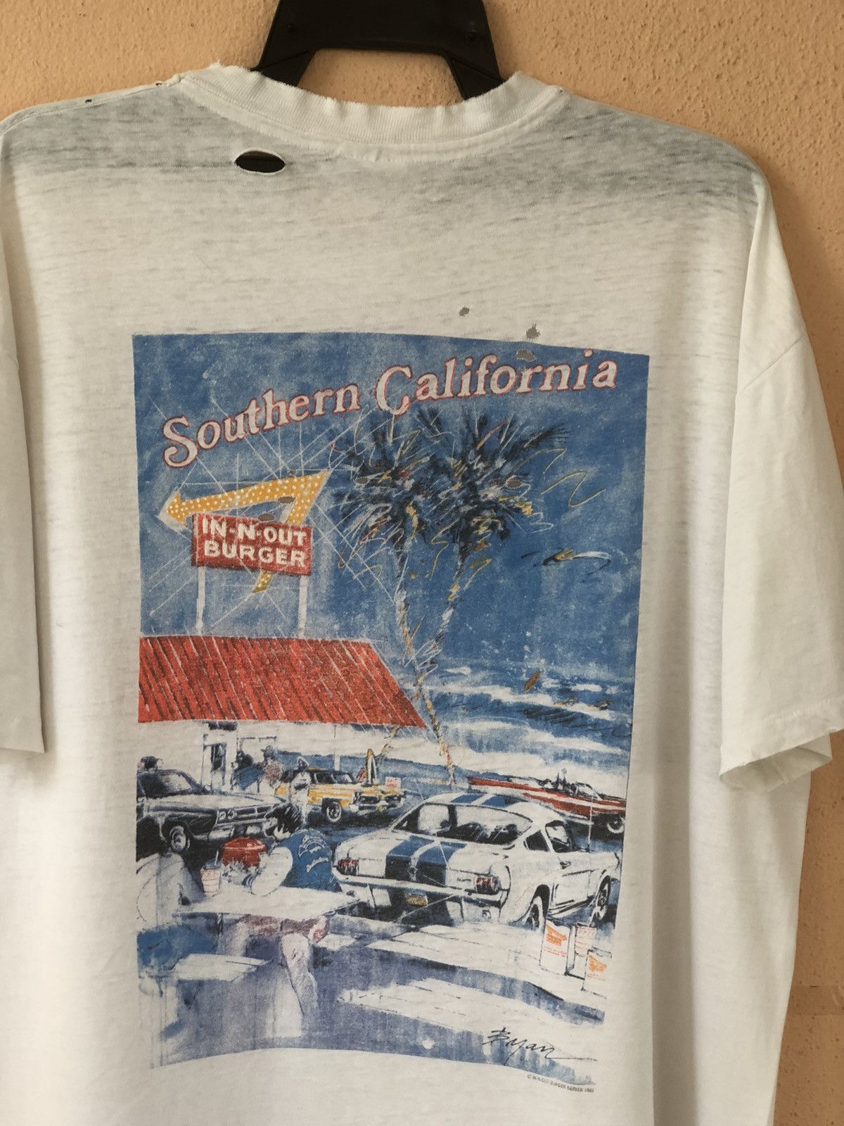 Vintage Thrashed 🎈90s IN N OUT BURGER Vintage Tee Size US XL / EU 56 / 4 - 2 Thumbnail