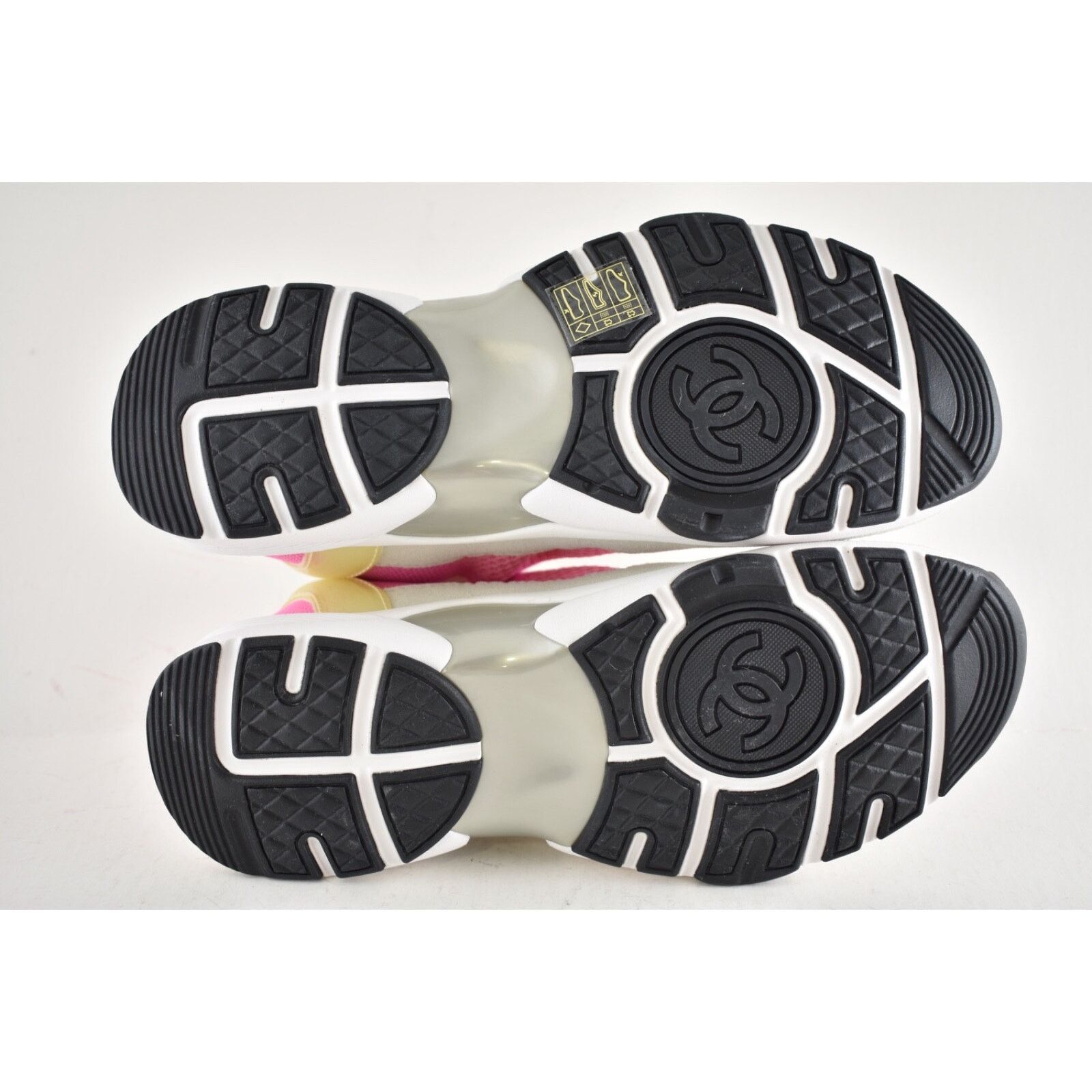Chanel Chanel 20S White Knit Suede Lace Up Flat Runner Sneaker 37 Size US 7 / IT 37 - 13 Thumbnail