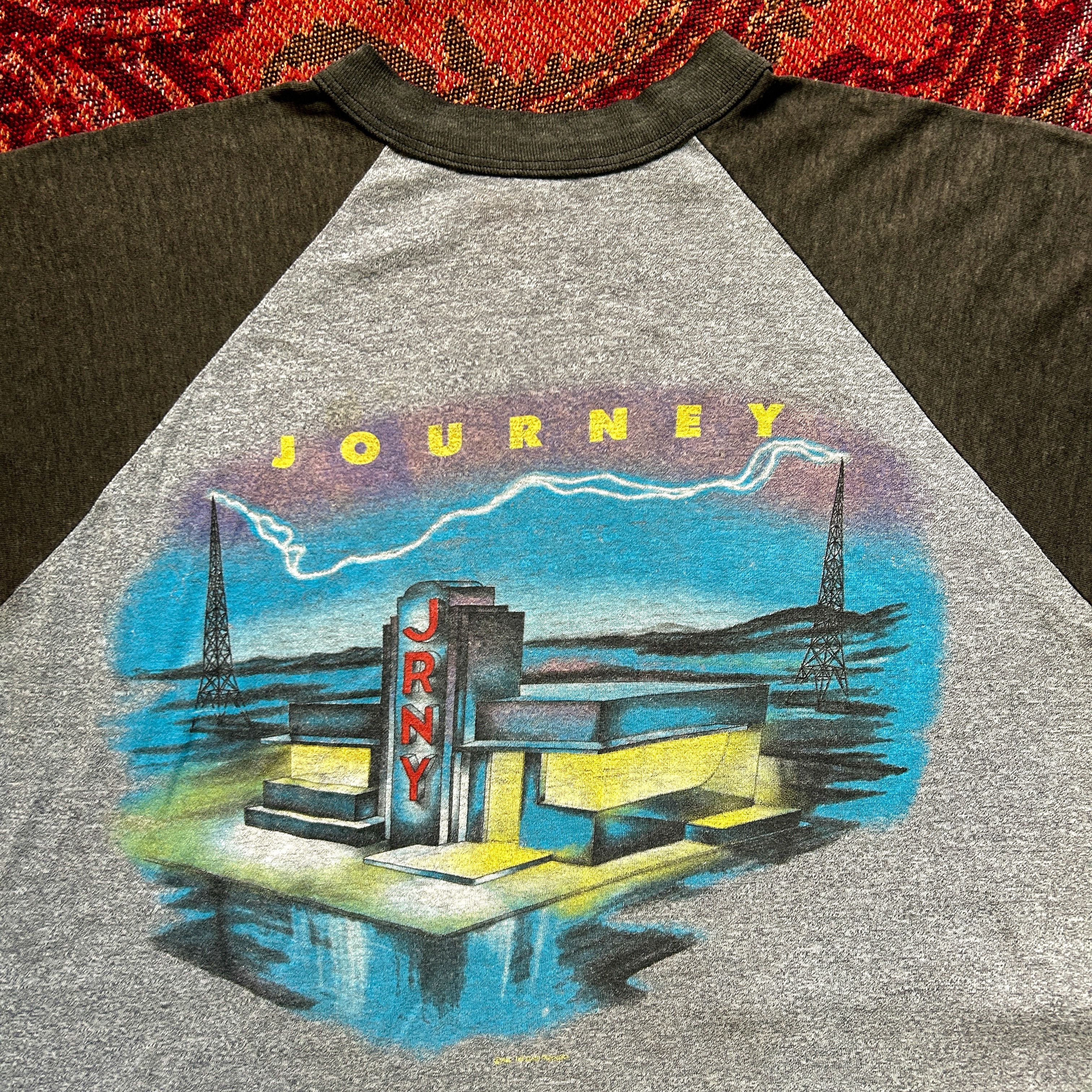 Vintage Vintage 1986 Journey "Raised On Radio" Raglan Band Tee Size US L / EU 52-54 / 3 - 3 Thumbnail