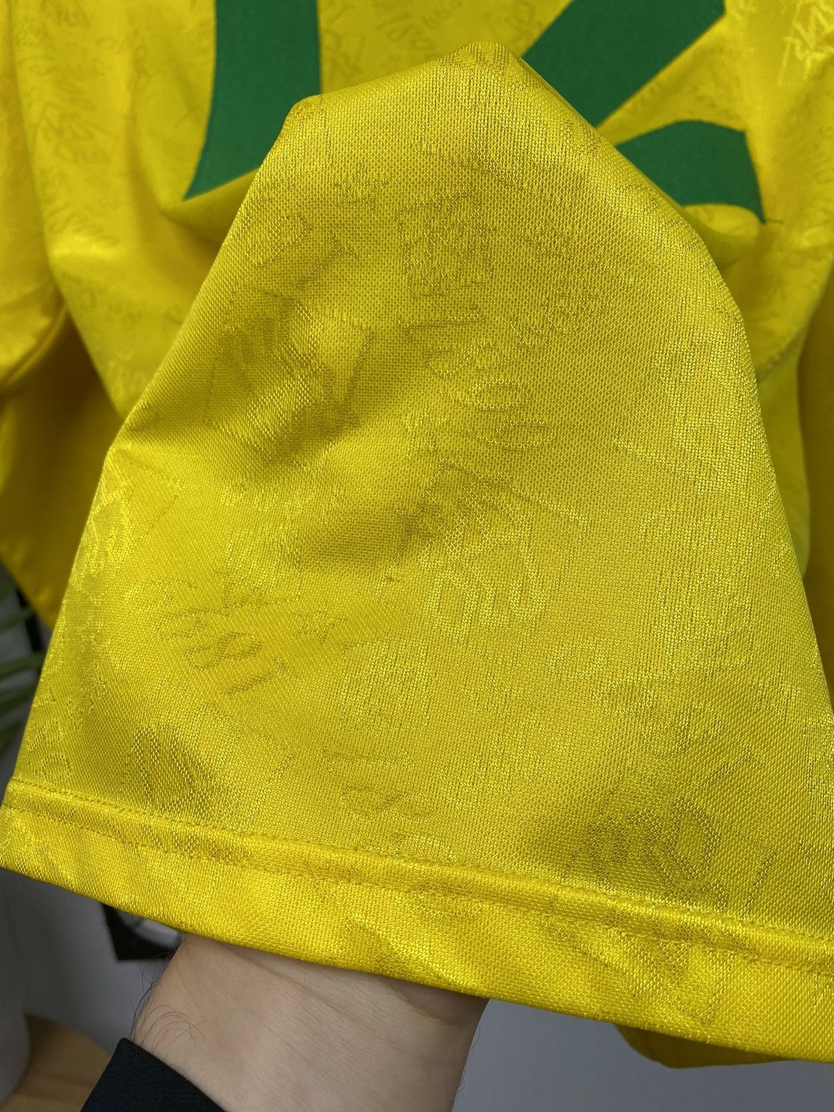Vintage Vintage Norwich #12 Player Pro Star Football Jersey Men’s M Size US M / EU 48-50 / 2 - 13 Thumbnail