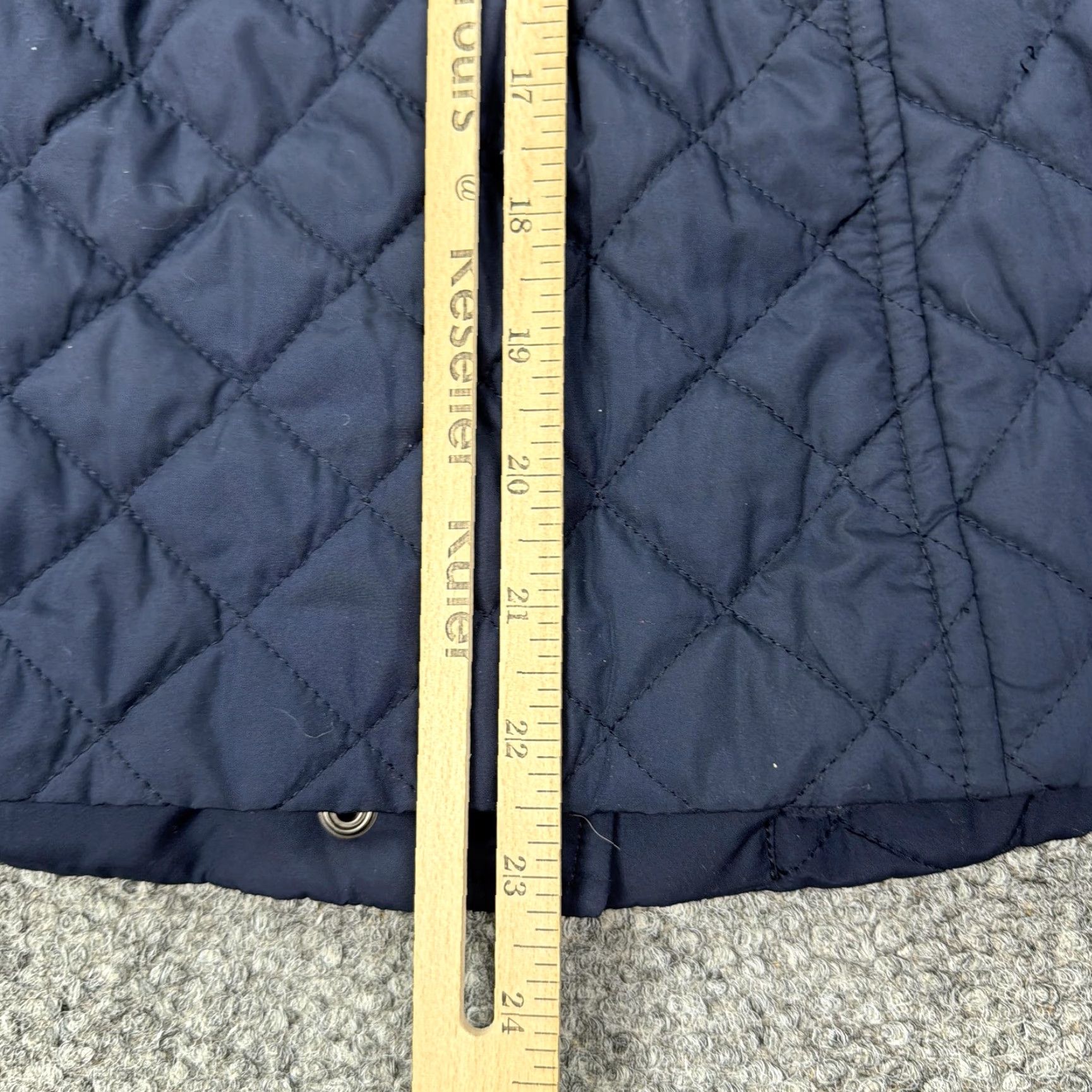 Talbots Talbots Vest Womens Medium Petite Navy Quilted Fleece Lined Zip Snap Puffer Size M / US 6-8 / IT 42-44 - 7 Thumbnail