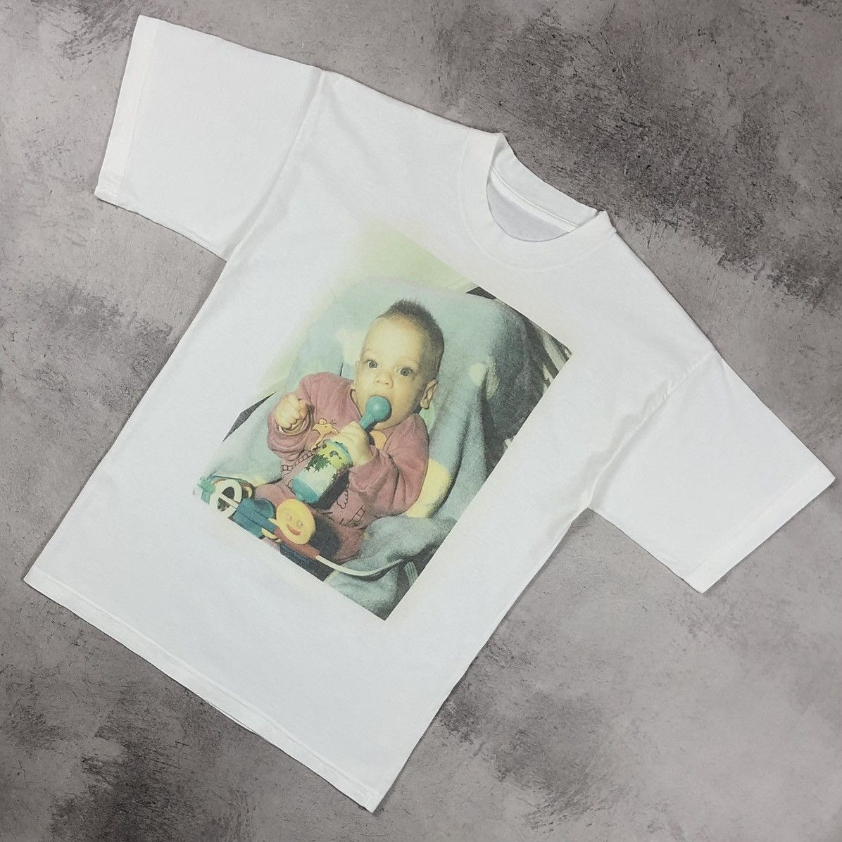 Vintage 90s Baby Creepy Bizarre Infant Graphic Tee Size US M / EU 48-50 / 2 - 2 Thumbnail