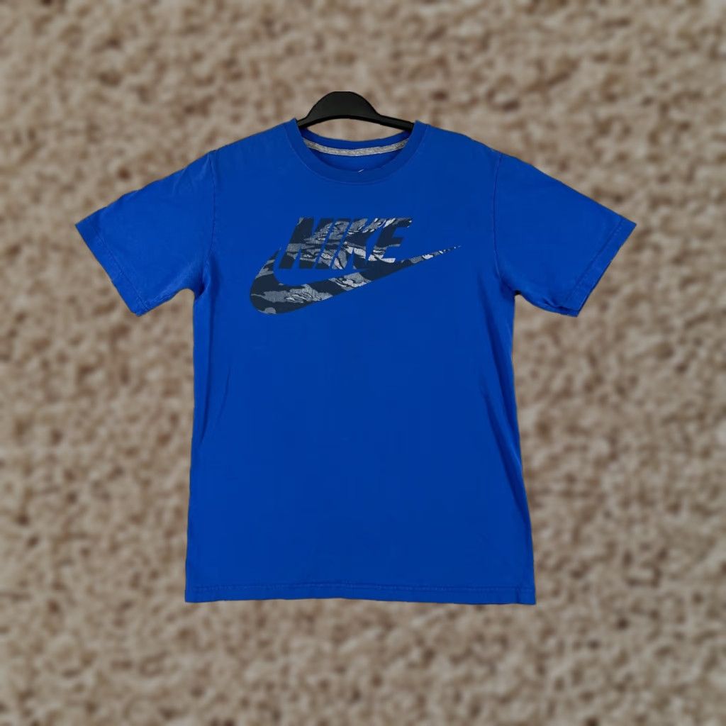 Nike Nike Shirt Mens S Blue Camouflage Short Sleeve Crew Neck 100% Cotton Sports Nike Shirt Mens S Blue Camouflage Short Sleeve Crew Neck 100% Cotton Size US S / EU 44-46 / 1 - 1 Thumbnail