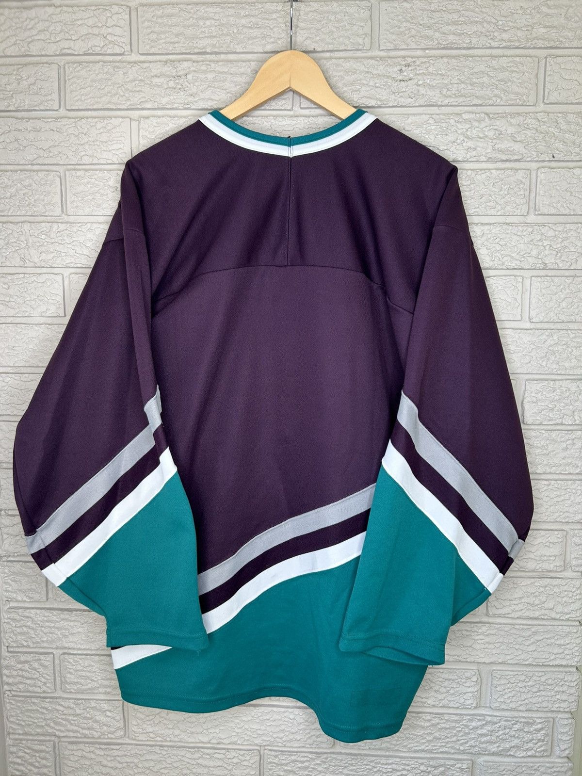 Ccm Vintage 90s CCM Mighty Ducks Hockey Jersey Size US XL / EU 56 / 4 - 5 Thumbnail