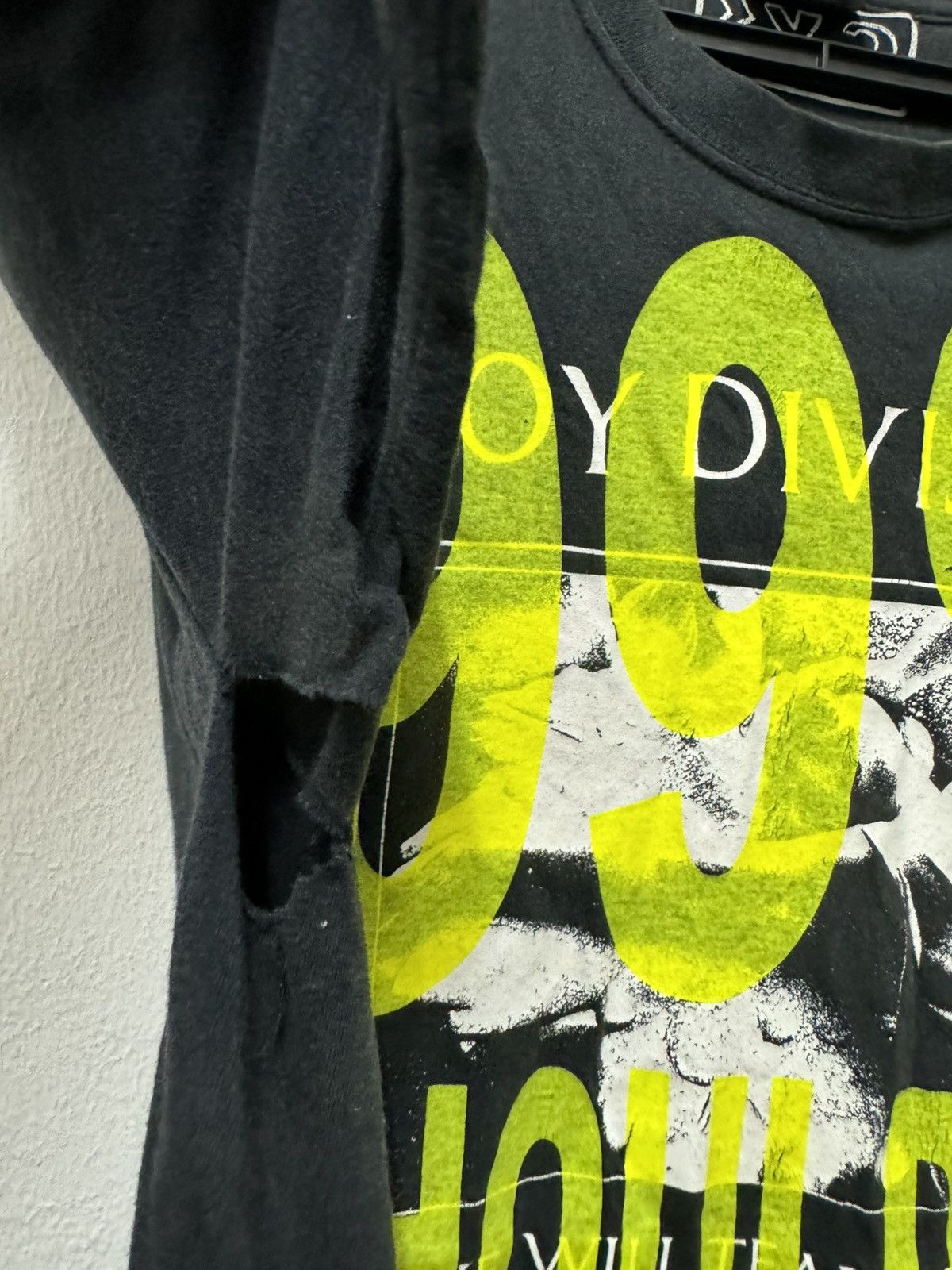 Band Tees × Vintage Vintage 90’s Joy Division Ian Curtis Post Punk Band Tee Size US M / EU 48-50 / 2 - 4 Thumbnail