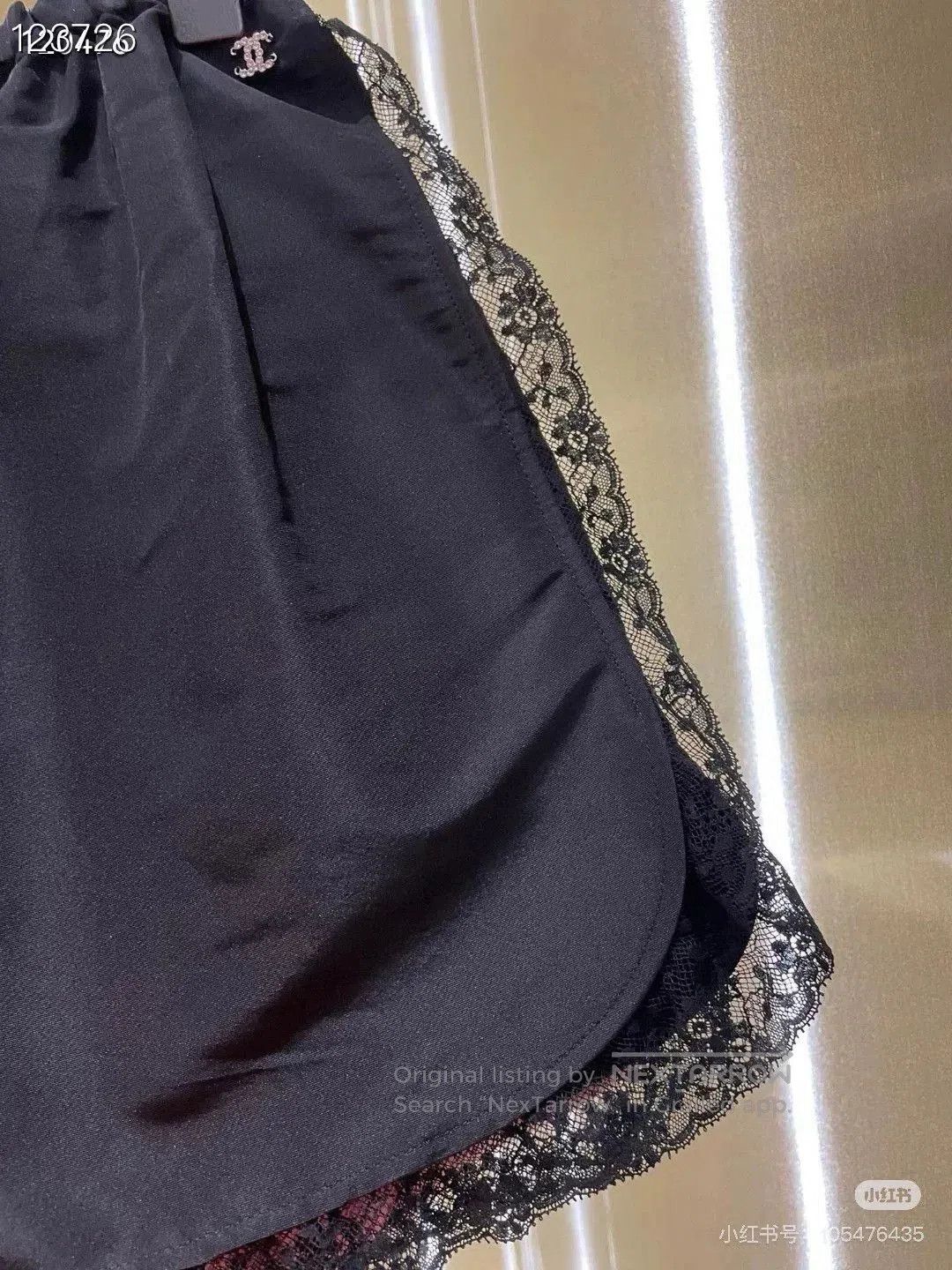 Chanel Chanel 2023 Spring Summer Black Lace Shorts. Size 35" - 5 Thumbnail