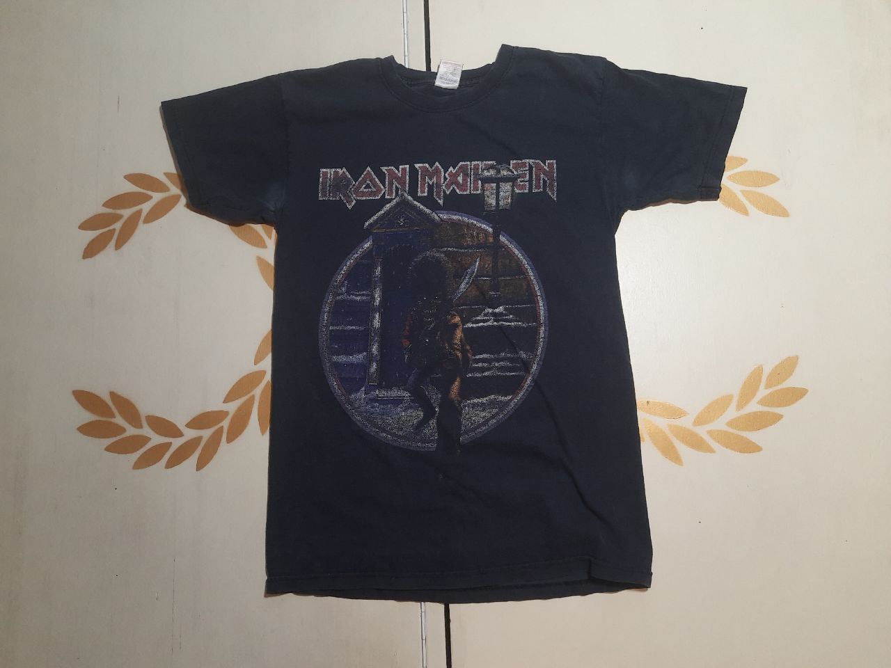 Band Tees × Fruit Of The Loom × Iron Maiden Iron Maiden Tour T-Shirt Earl's Court 2006 Christmas Size US S / EU 44-46 / 1 - 1 Thumbnail