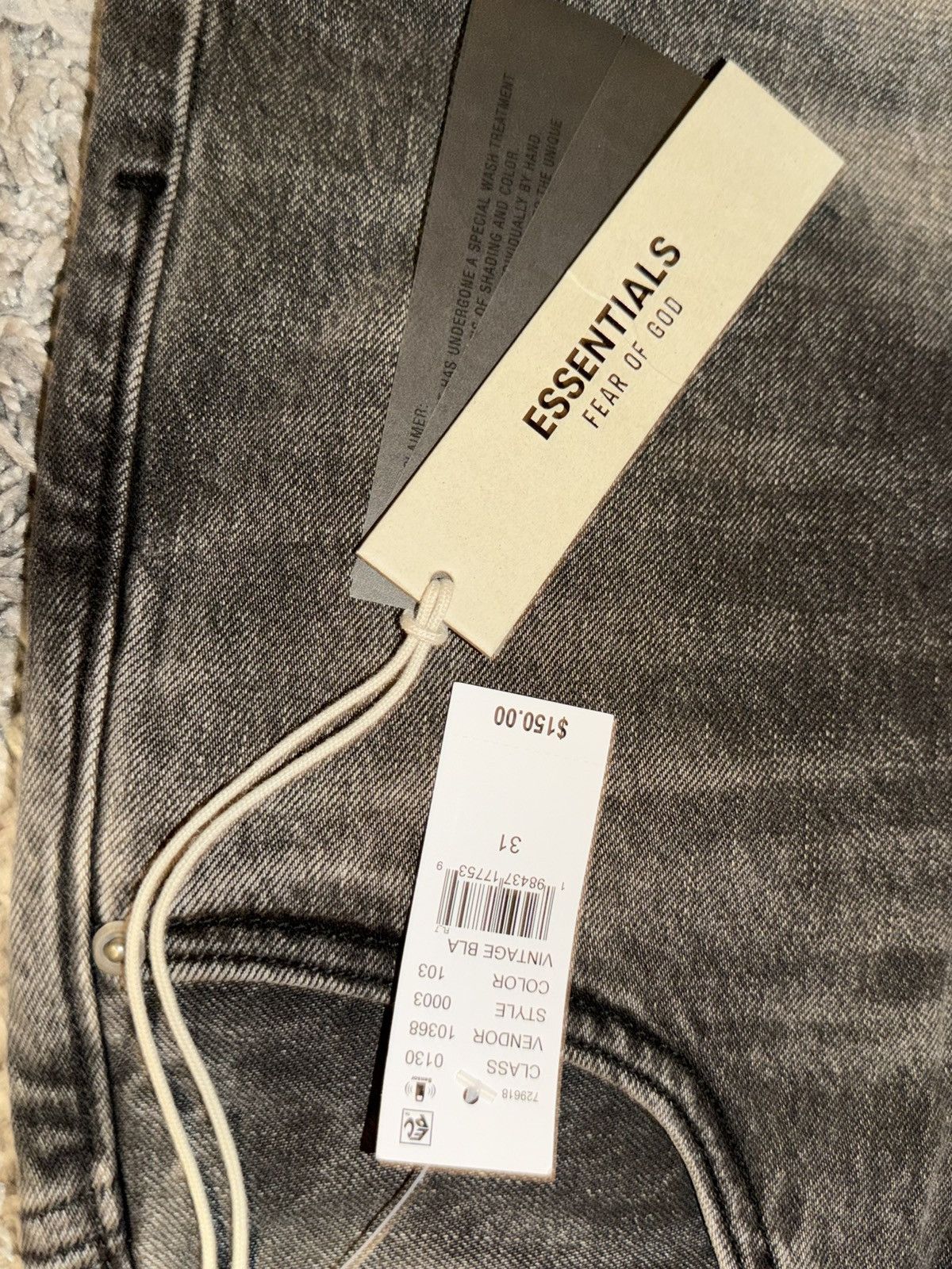 Essentials FEAR OF GOD ESSENTIALS BLACK WASHED DENIM JEANS IN SIZE 31 Size US 31 - 5 Thumbnail