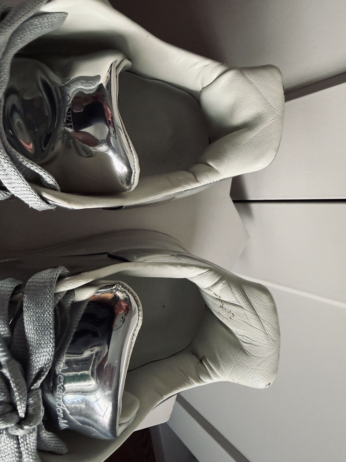 Alexander McQueen Alexander McQueen Silver Oversized Runner Size US 10 / EU 43 - 10 Thumbnail