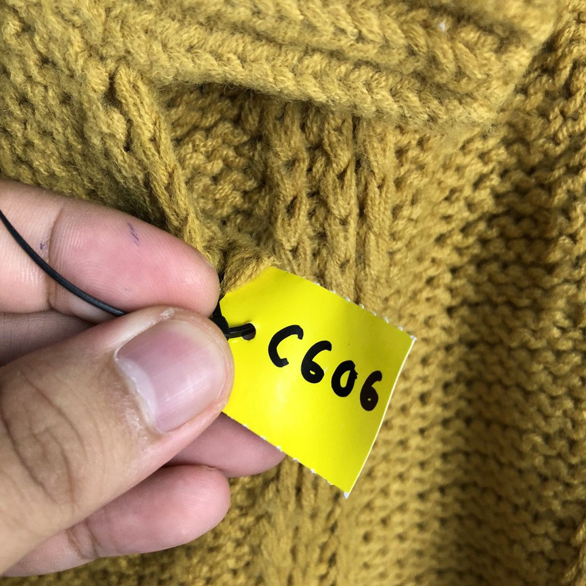 Vintage DL Japanese Brand Yellow Cardigan Knitwear #C606 Size US L / EU 52-54 / 3 - 8 Thumbnail