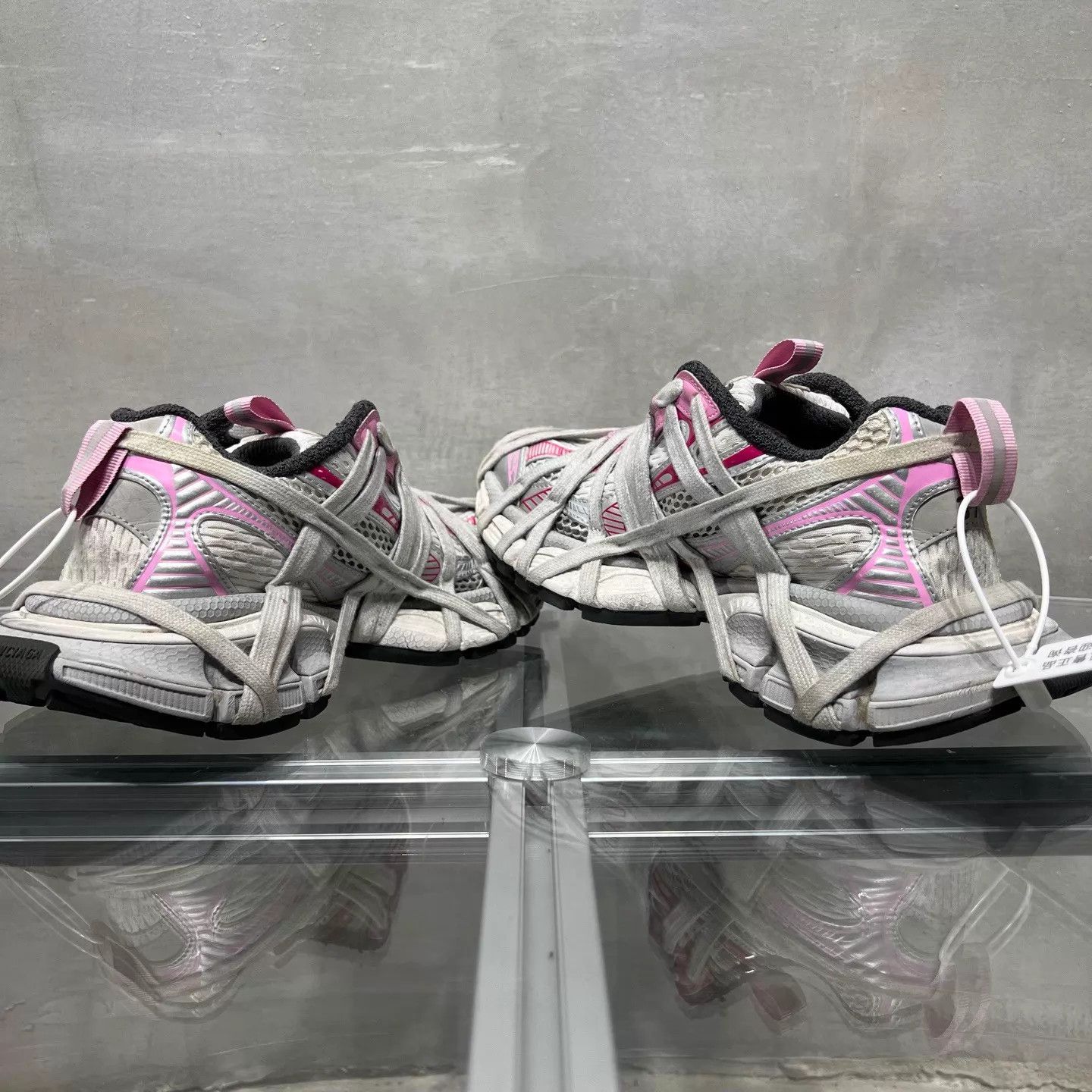 Balenciaga Balenciaga 3X Crazy Laces 37 White/Gray/Pink Size US 7 / IT 37 - 5 Thumbnail