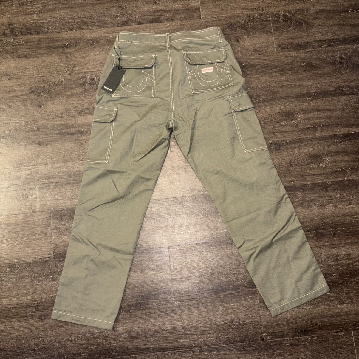 True Religion True Religion Cargo Pants Size US 34 / EU 50 - 2 Thumbnail
