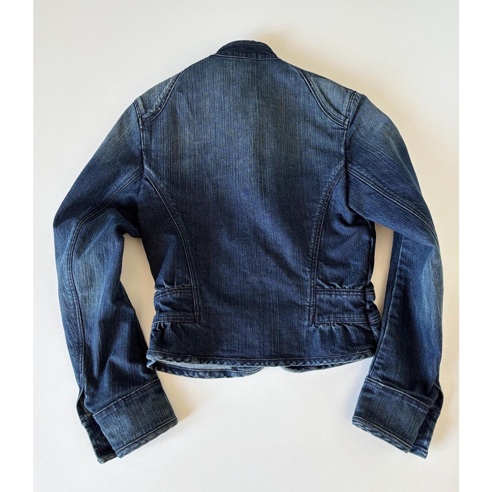 Levi's Vintage Levi’s Blue Denim Jacket Women’s Short Fit Y2K Size US M / EU 48-50 / 2 - 5 Thumbnail