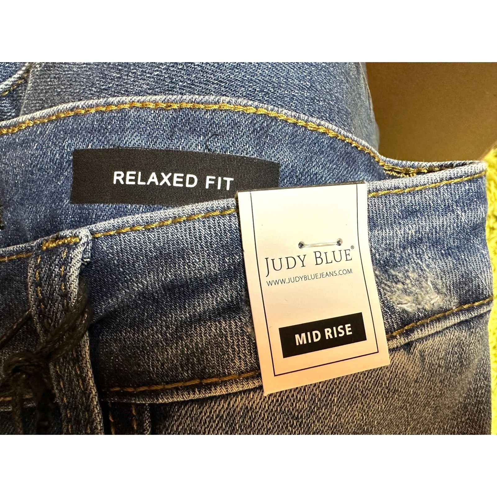 Judy Blue Judy Blue Adelene Mid Rise Cuffed Jeans Dark Blue 29 Size 29" - 16 Thumbnail