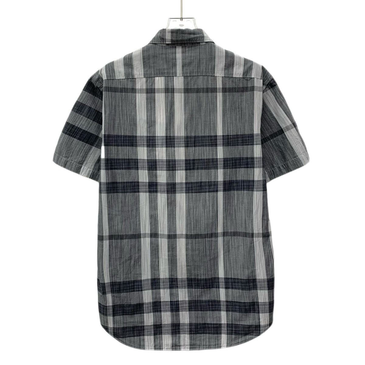 Burberry Burberry Dark Grey Classic Design Cotton Short Sleeve Shirt Size US M / EU 48-50 / 2 - 2 Thumbnail