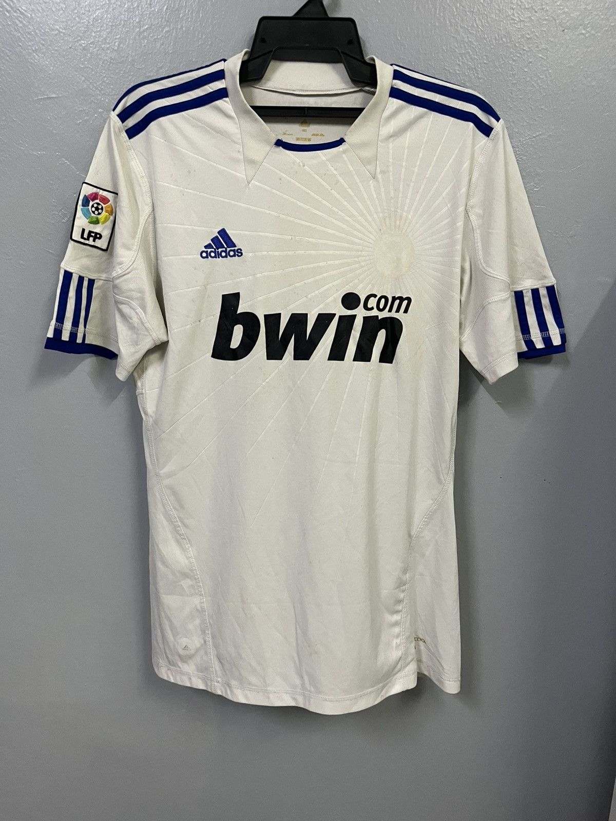 Vintage VINTAGE JERSEY REAL MADRID Size US L / EU 52-54 / 3 - 1 Thumbnail