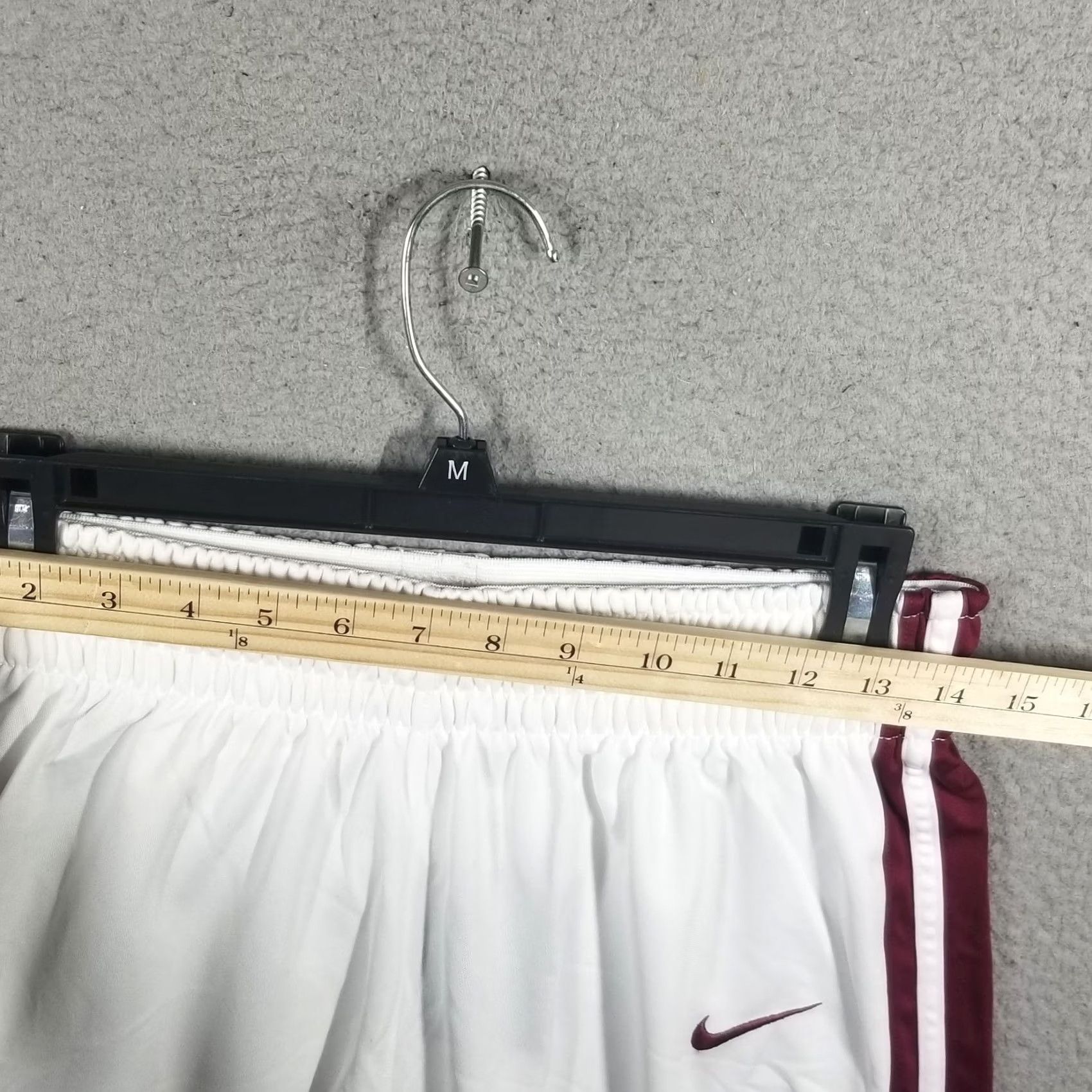 Nike Nike Basketball Shorts Men's Medium White Maroon Drawstrings Size US 31 - 3 Thumbnail