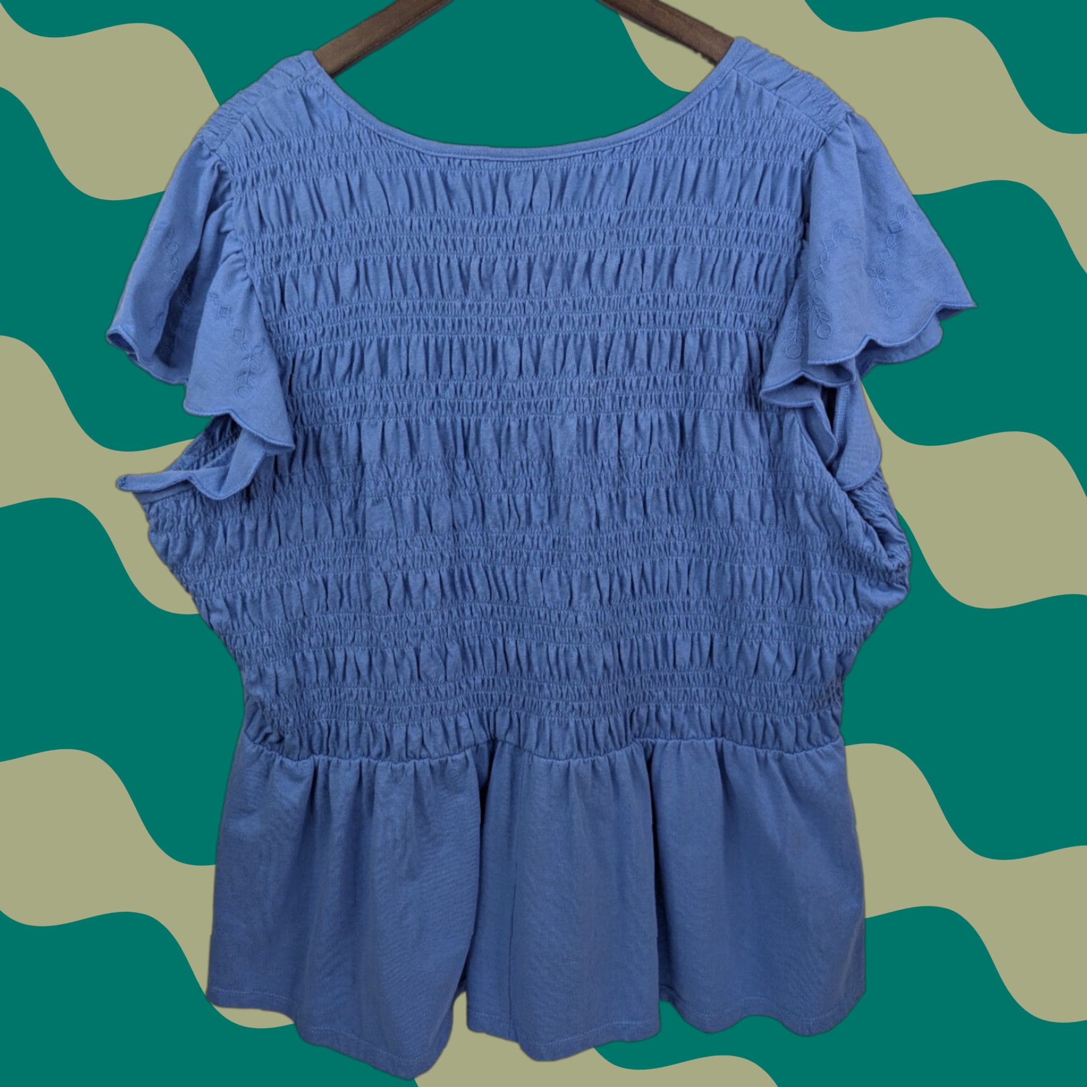 Vintage Lane Bryant Women's Blouse Shirt V-Neck Flutter Sleeve Smocked Peplum Top Size 26/28 Blue) Size 4XL / US 24-26 - 1 Thumbnail