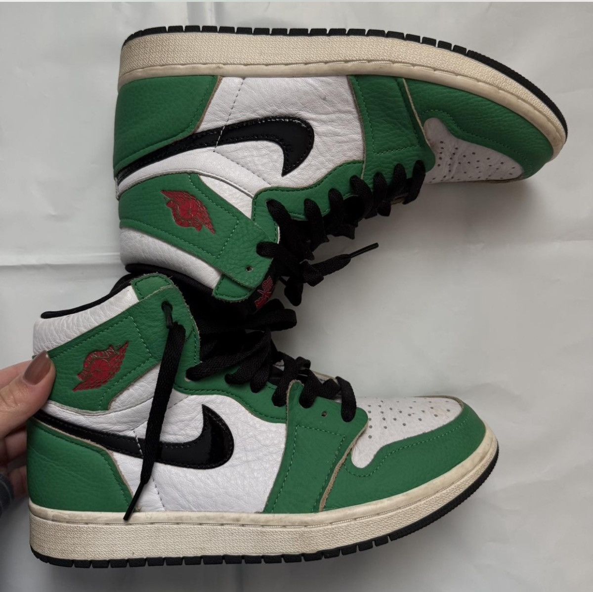Jordan Brand Jordan 1 Retro High Lucky Green Womens worn a couple times Size US 7.5 / IT 37.5 - 1 Thumbnail