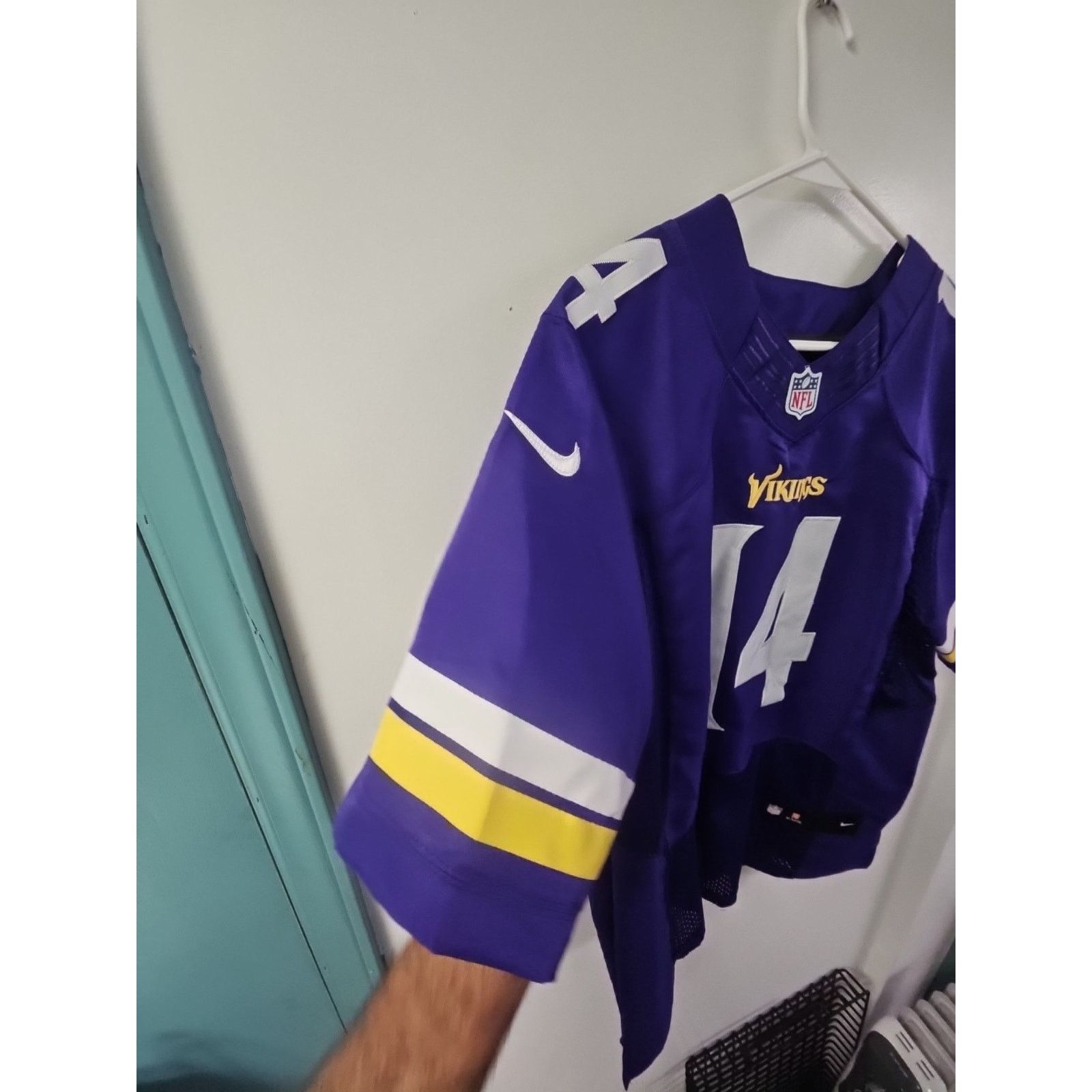 Nike Nike Minnesota Vikings Stefon Diggs Stitched Jersey Size 40 Size US M / EU 48-50 / 2 - 6 Thumbnail