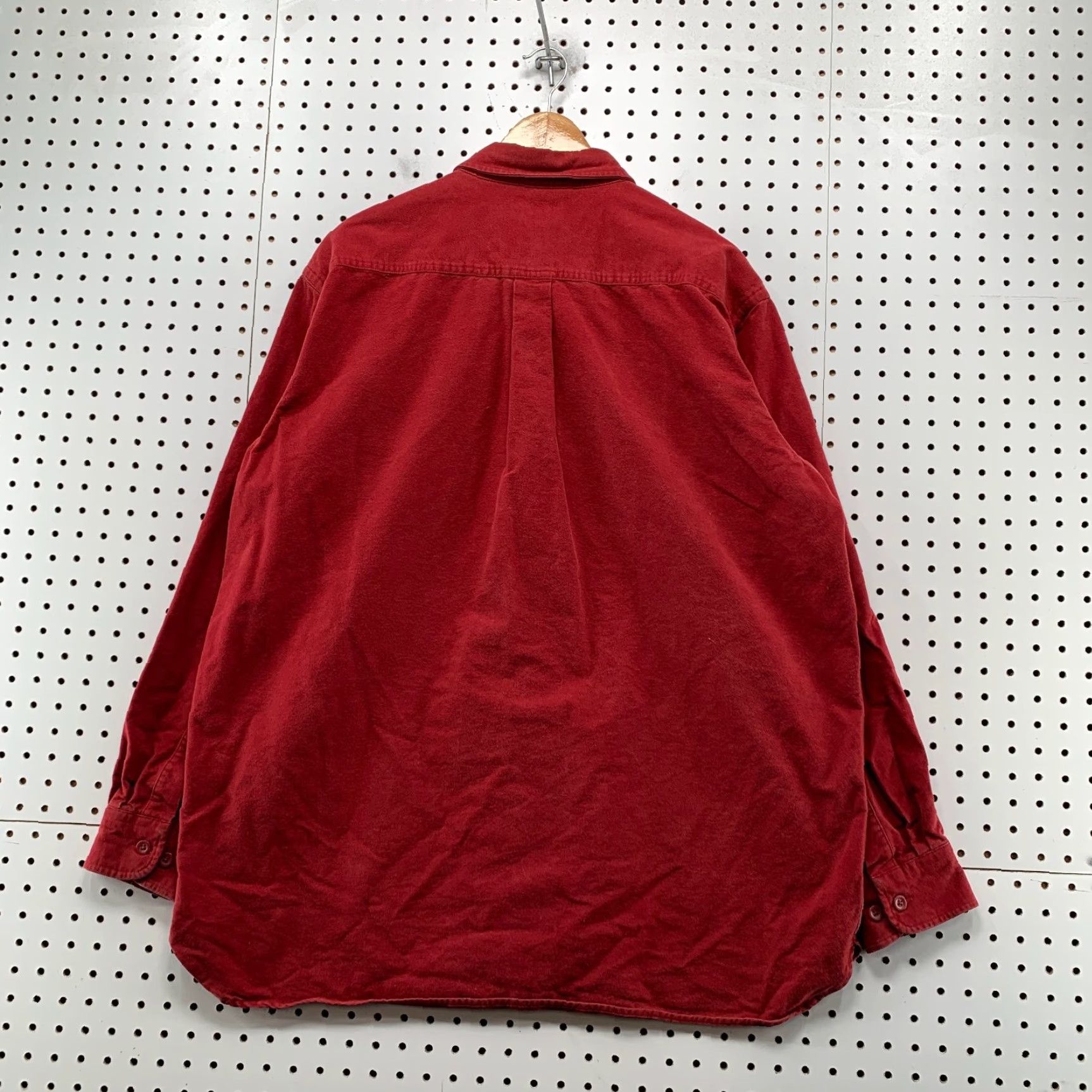 Vintage VINTAGE LL Bean Chamois Button Shirt Mens XL Tall XLT Red Outdoor Thick 100% Cotton Shirt Mens XLT Red 100% Cotton Chamois Button-Up Size US XL / EU 56 / 4 - 2 Thumbnail