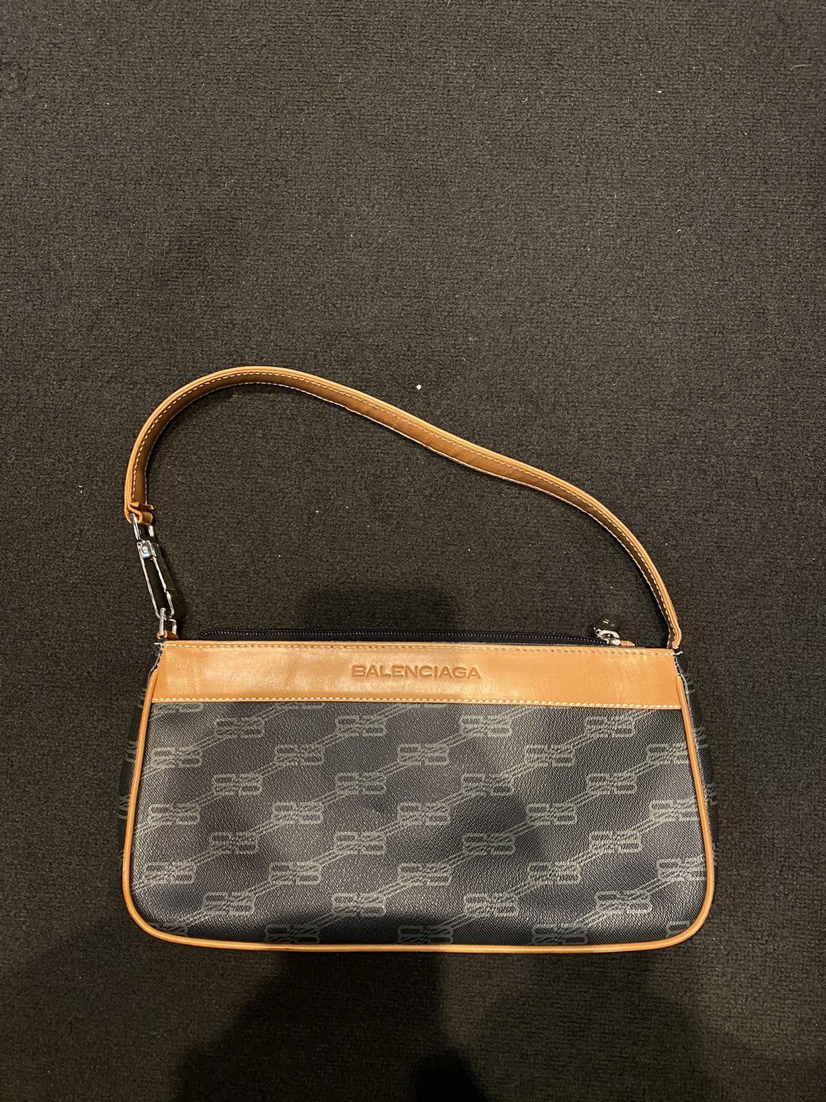 Balenciaga Balenciaga Monogram Handbag Size ONE SIZE - 1 Thumbnail