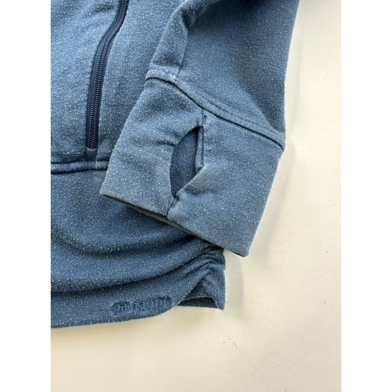 Patagonia Patagonia Jacket Womens Size Medium Blue Swell Belle Full Zip Thumbholes Size M / US 6-8 / IT 42-44 - 2 Thumbnail