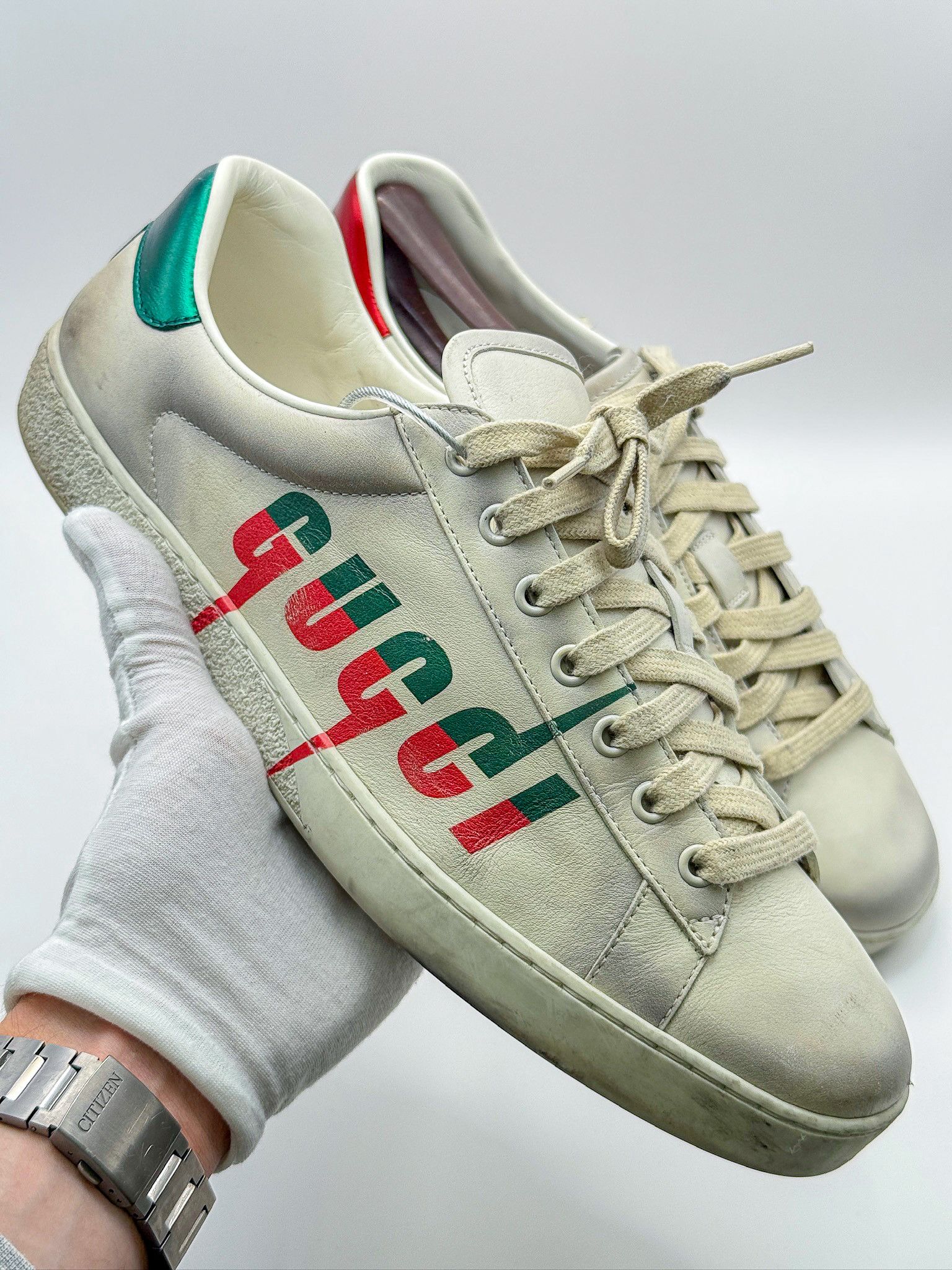 Gucci Gucci Ace Graffiti Logo Distressed White-Beige Leather Size US 10 / EU 43 - 2 Thumbnail