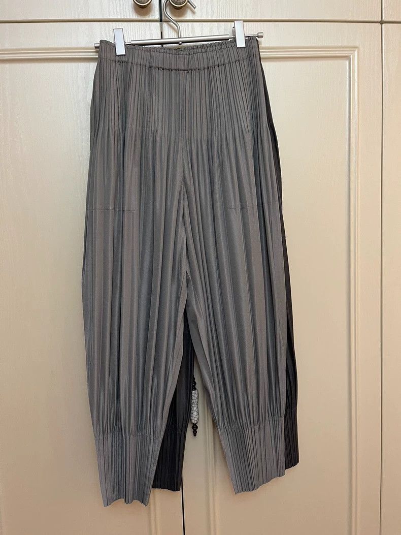 Issey Miyake Issey Miyake size:1 Black cream puff trousers Size 31" - 4 Thumbnail