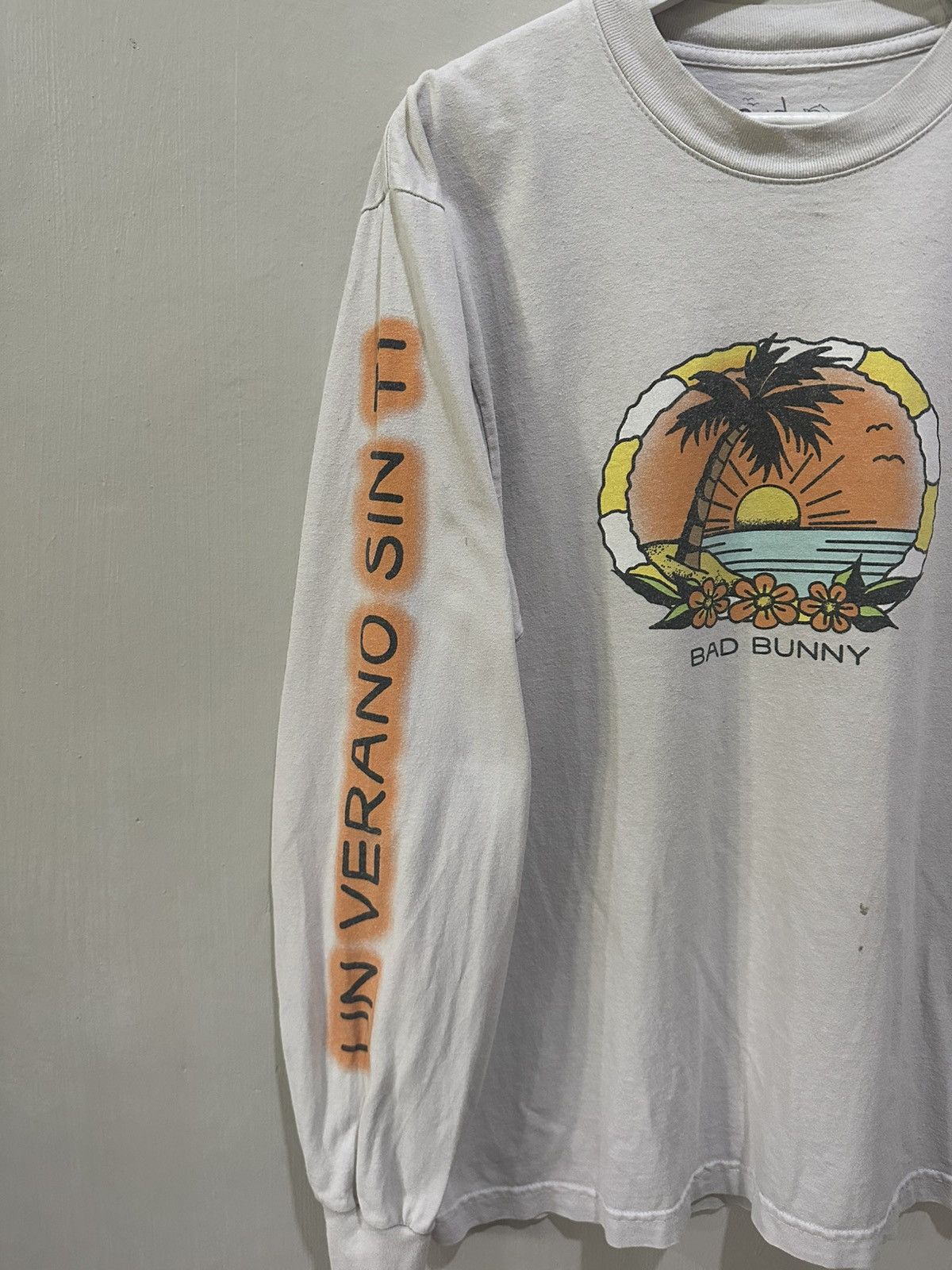 Band Tees Bad Bunny World Tour Size US S / EU 44-46 / 1 - 6 Thumbnail