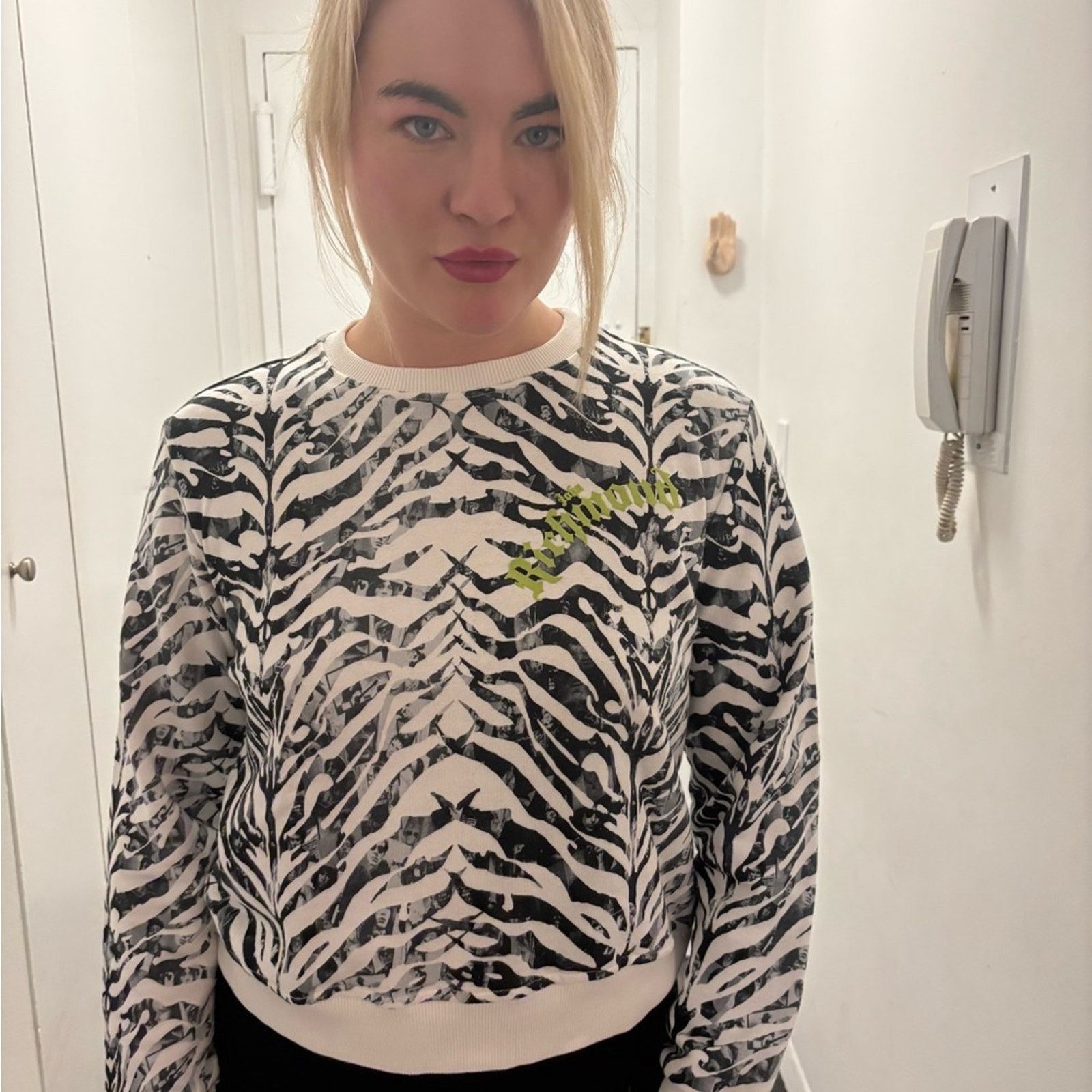 John Richmond NWT John Richmond Zebra Print Sweater - Black, White Size S Size S / US 4 / IT 40 - 12 Thumbnail