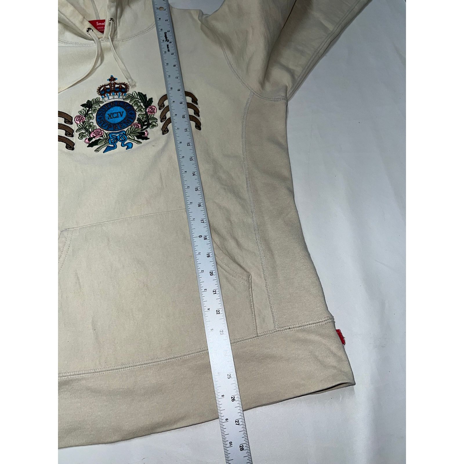 Supreme Supreme FW16 Veni Vidi Vici Embroidered Crest Hoodie Size US S / EU 44-46 / 1 - 5 Thumbnail