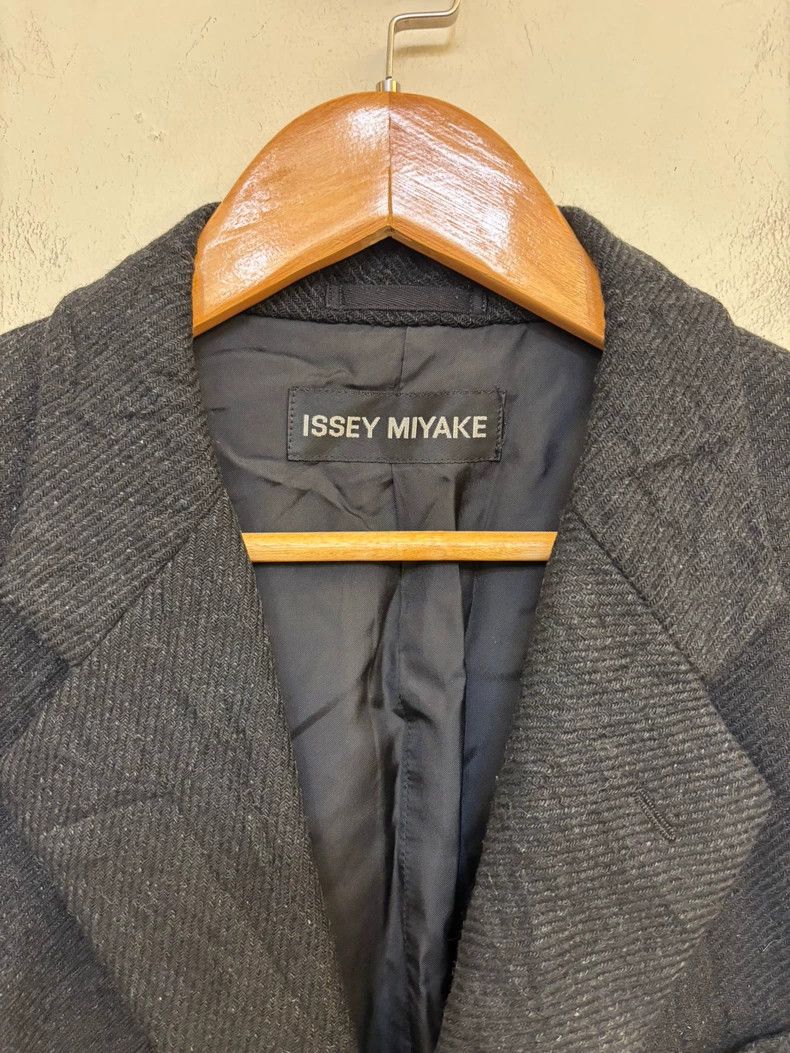 Issey Miyake Issey Miyake size:3 Silk and wool suit Size 34S - 2 Thumbnail