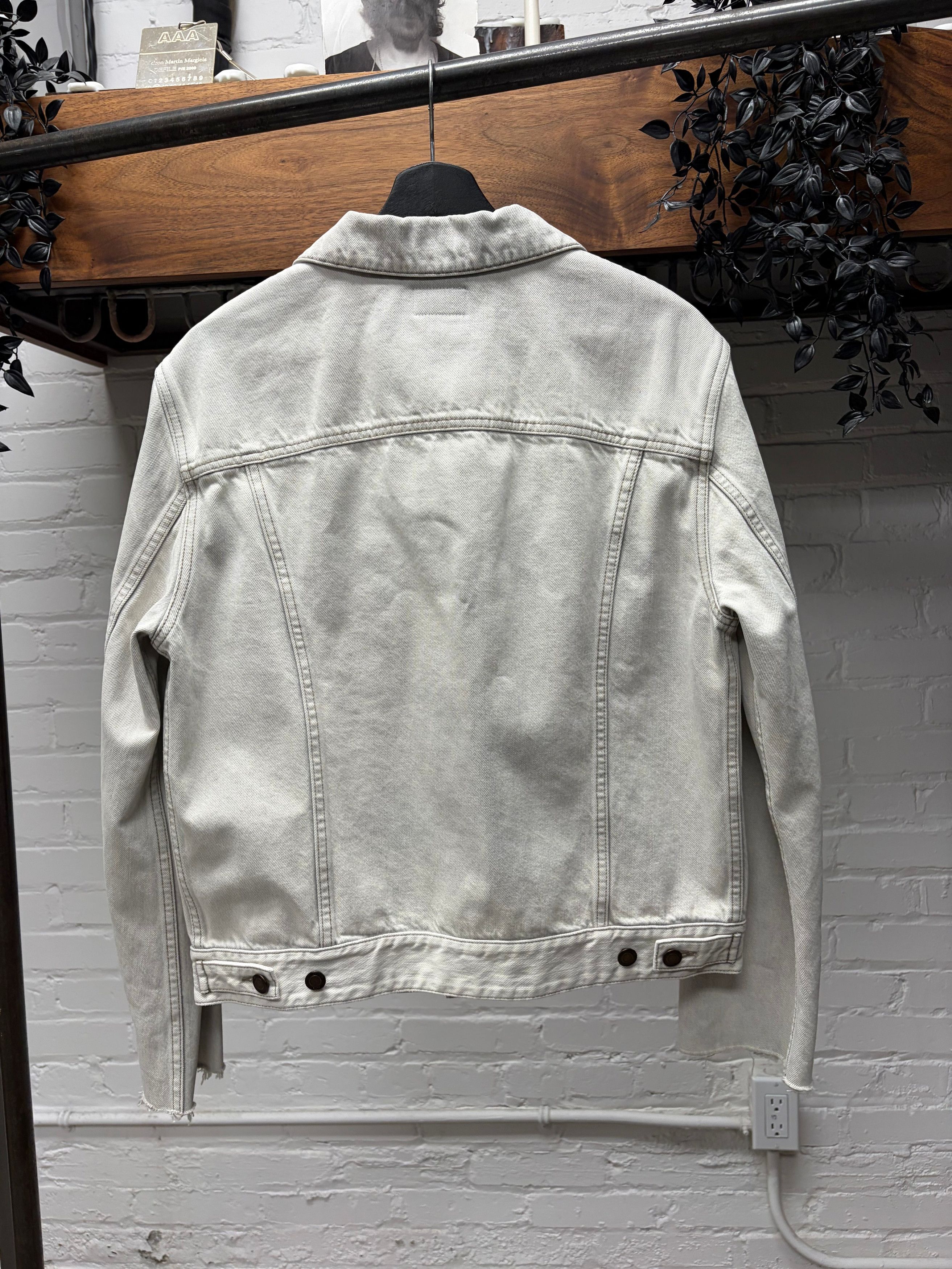Saint Laurent Paris 2020 Saint Laurent Paint Coated White Denim Trucker Jacket Size US XL / EU 56 / 4 - 4 Thumbnail