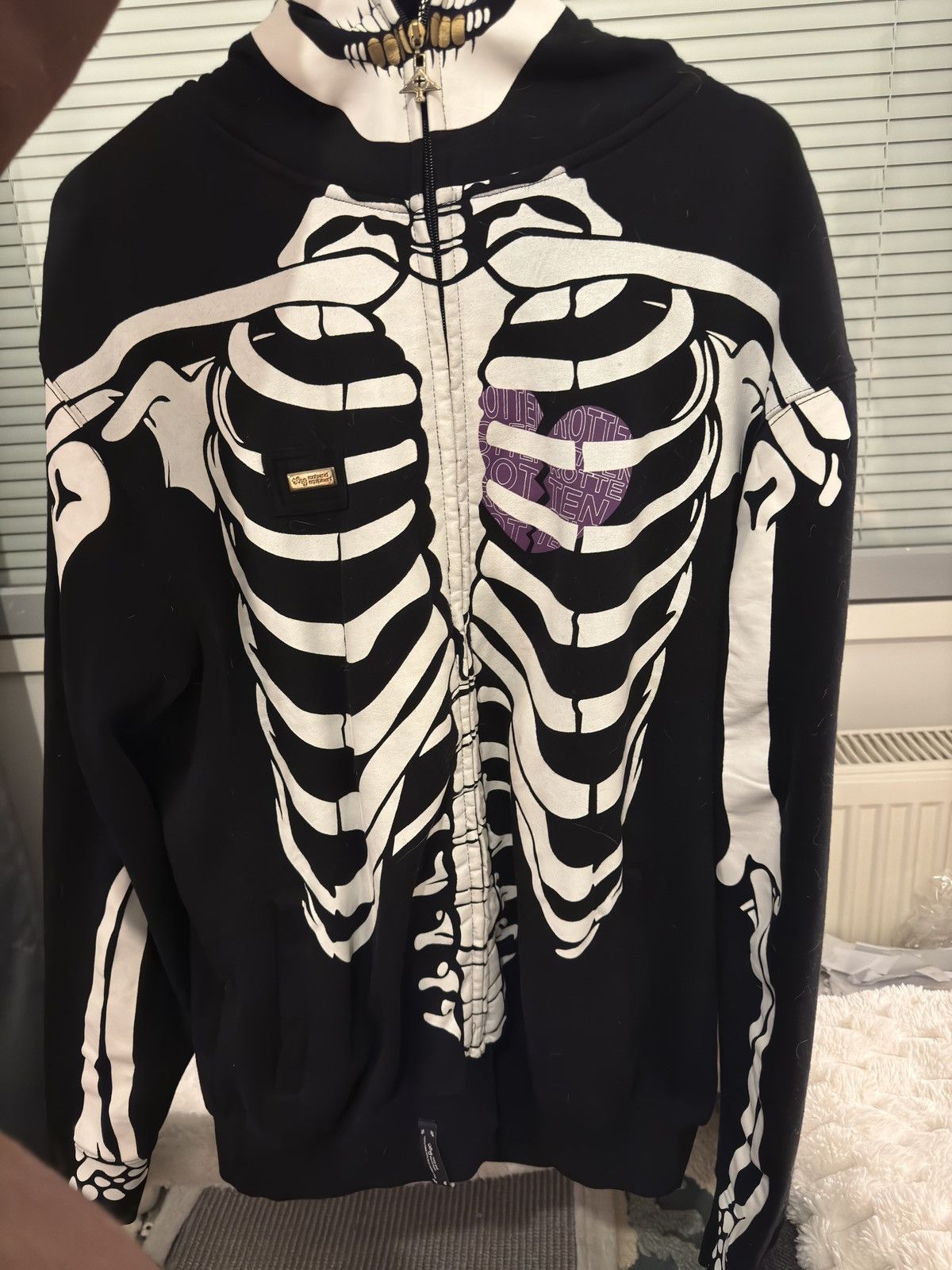クロ LRG Lrg dead serious skeleton hoodie | Grailed