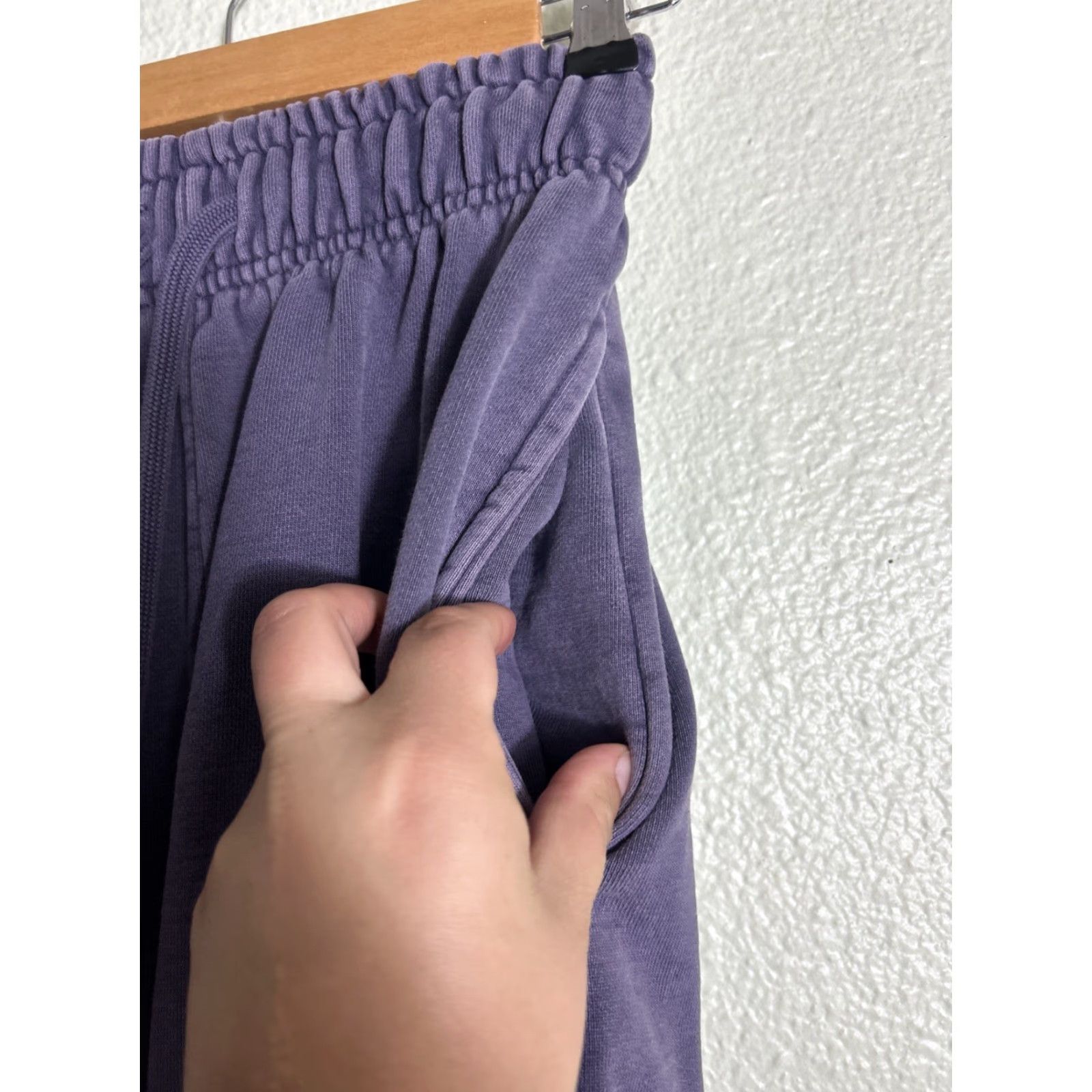 Vintage Hours Women’s Small Purple Ankle Joggers Sweatpants Drawstring Cotton Pants Regular 24X27 Womens Size 28" / US 6 / IT 42 - 6 Thumbnail