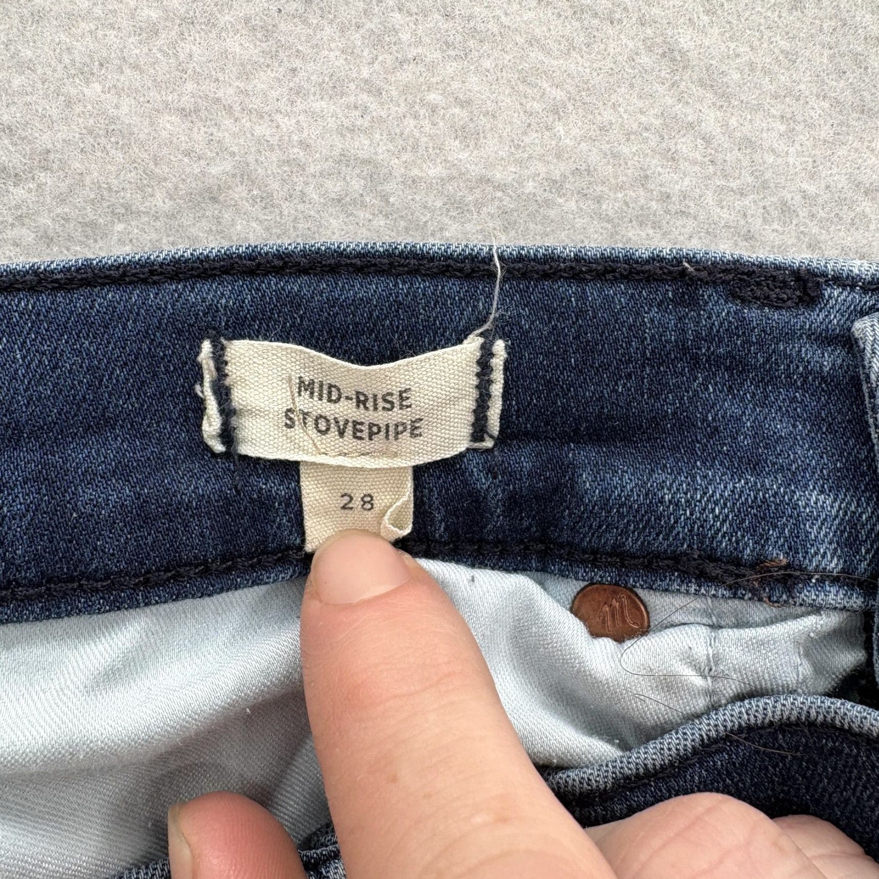 Madewell Madewell Jeans Womens 28 Blue Medium Wash Slim Mid-Rise Stovepipe Denim Small Business Pet Free Storage 5-Pocket Size 28" / US 6 / IT 42 - 4 Thumbnail
