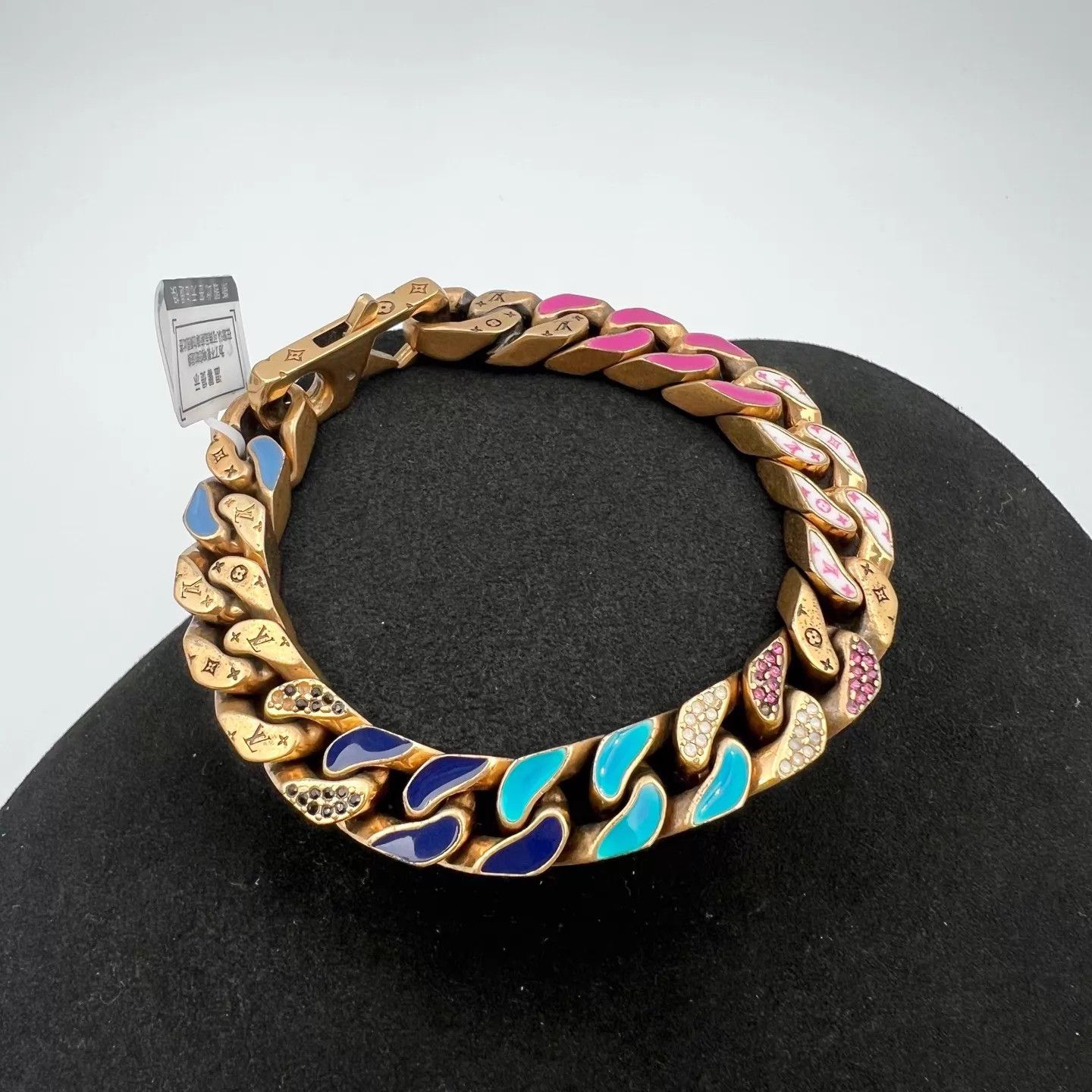 Louis Vuitton LV Enamel Gradient Cuban Link Bracelet M Size ONE SIZE - 1 Thumbnail