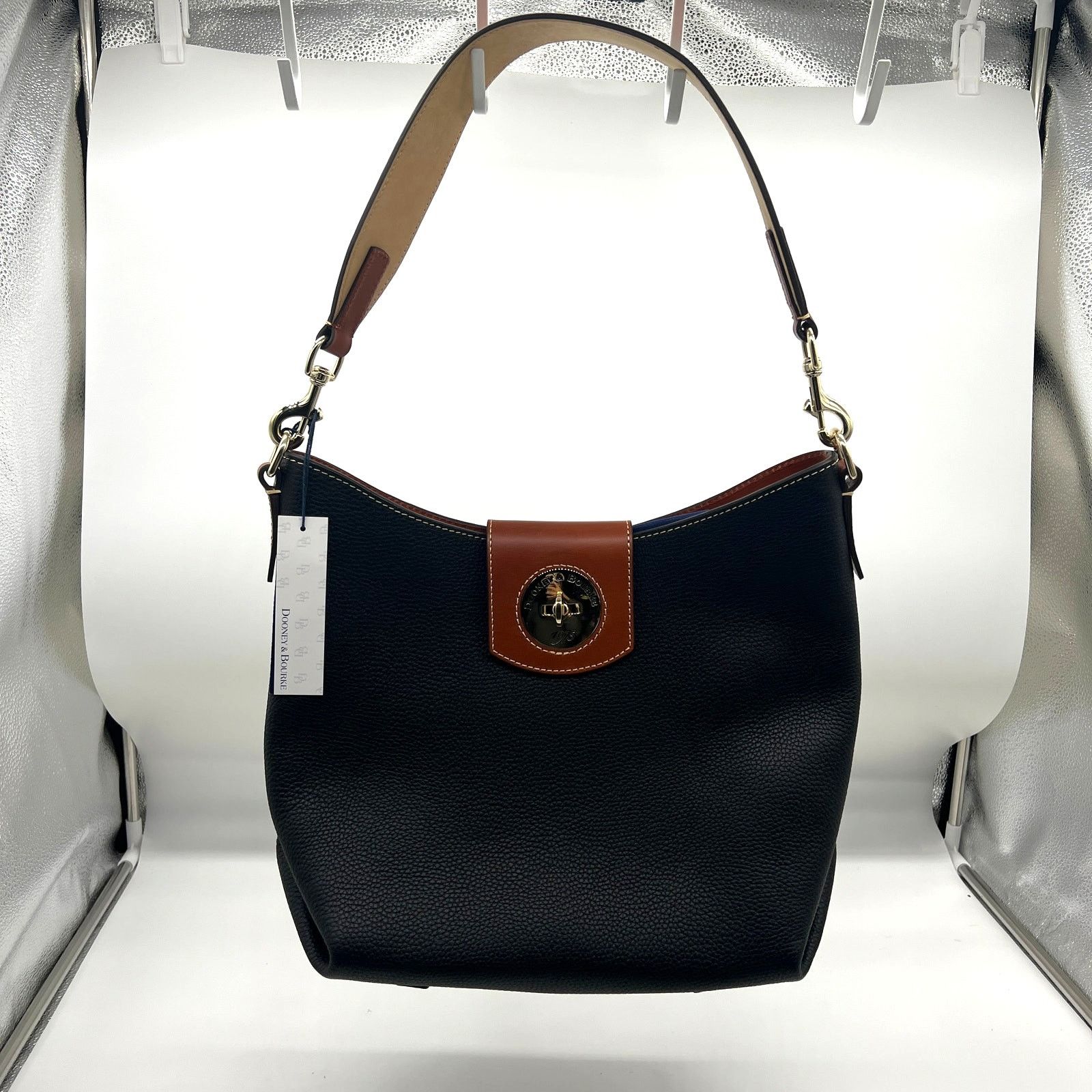 Dooney & Bourke Dooney & Bourke Turnlock Leather Large Sac Women Size ONE SIZE - 1 Thumbnail