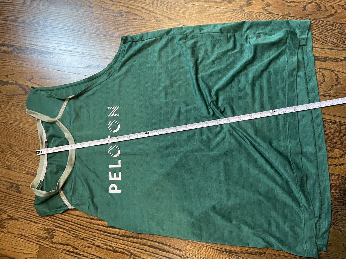 Peloton × Rhone Peloton x Rhone cut off shirt size large Size US L / EU 52-54 / 3 - 8 Thumbnail