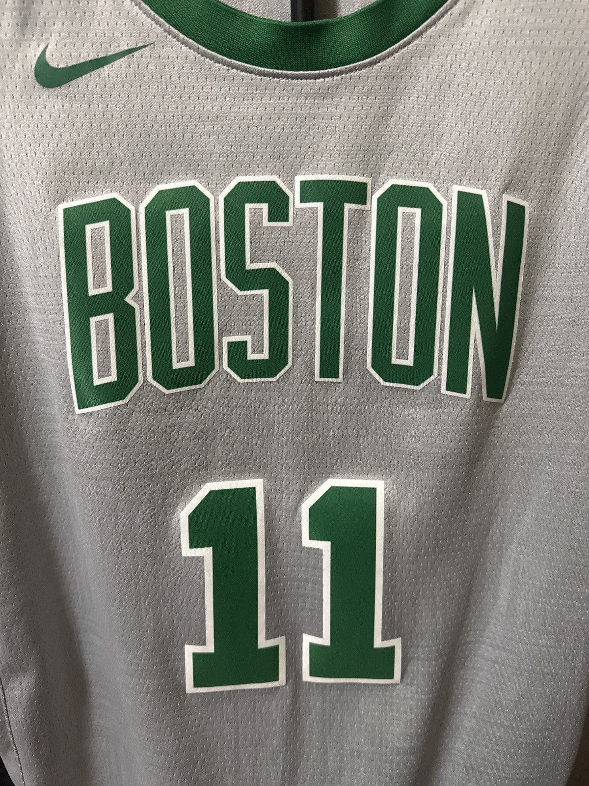 Nike Kyrie Irving Boston Celtics Jersey Size US S / EU 44-46 / 1 - 4 Thumbnail