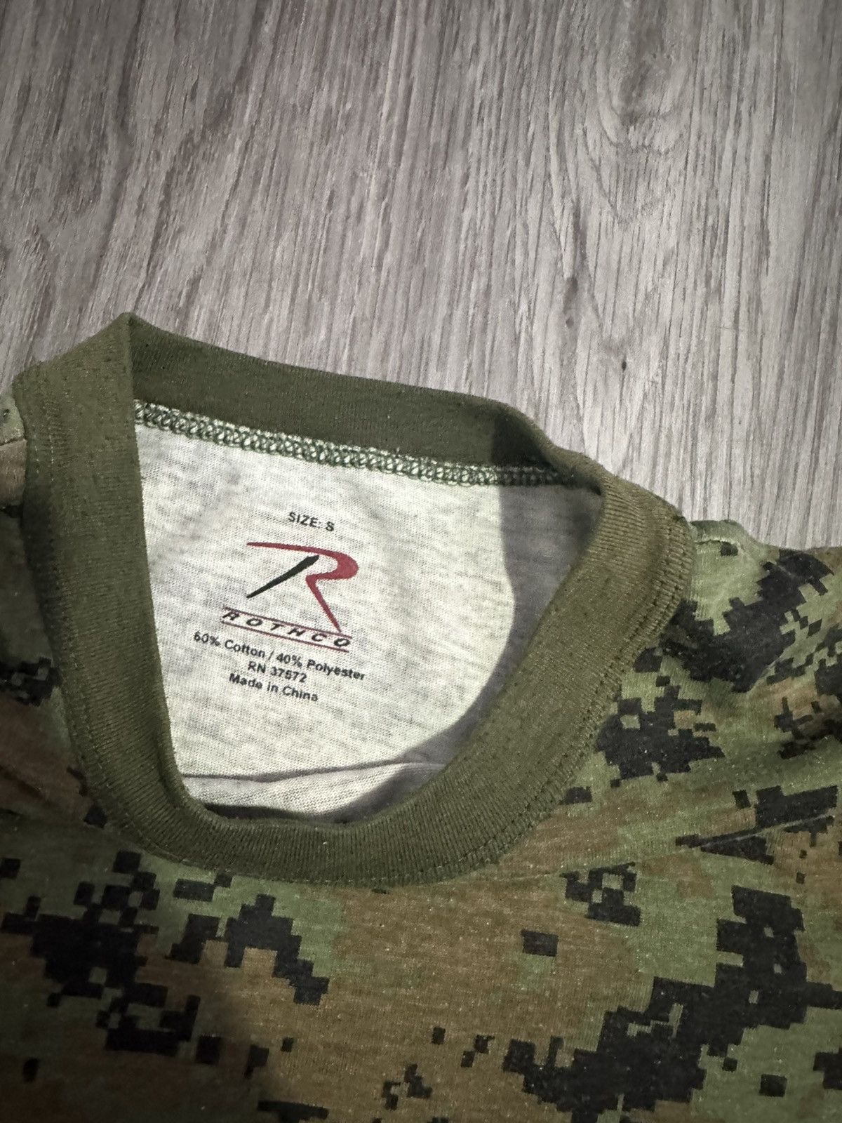 Vintage Military pixel camo shirt Size US S / EU 44-46 / 1 - 3 Thumbnail