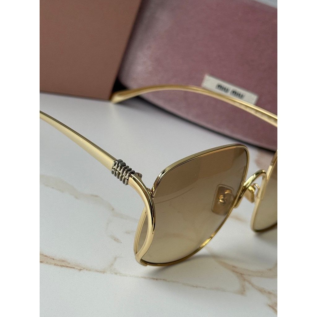 Miu Miu NEW Miu Miu MU A57S Oversized Sunglasses in Gold Brown $637 Size ONE SIZE - 4 Thumbnail