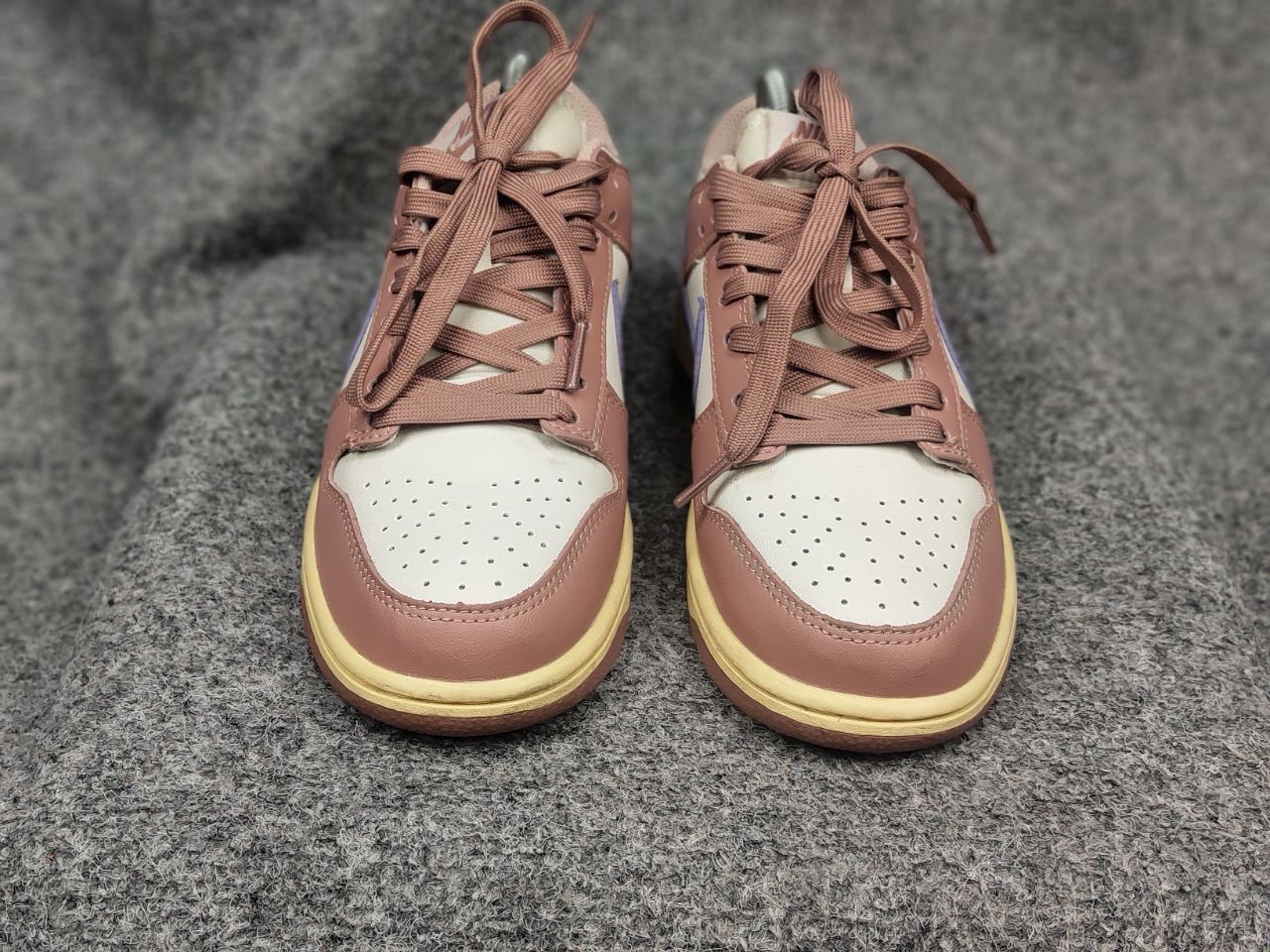 Nike Nike Dunk Low Pink Oxford Purple White Sneaker Vintage Style Size US 5.5 / IT 35.5 - 10 Thumbnail