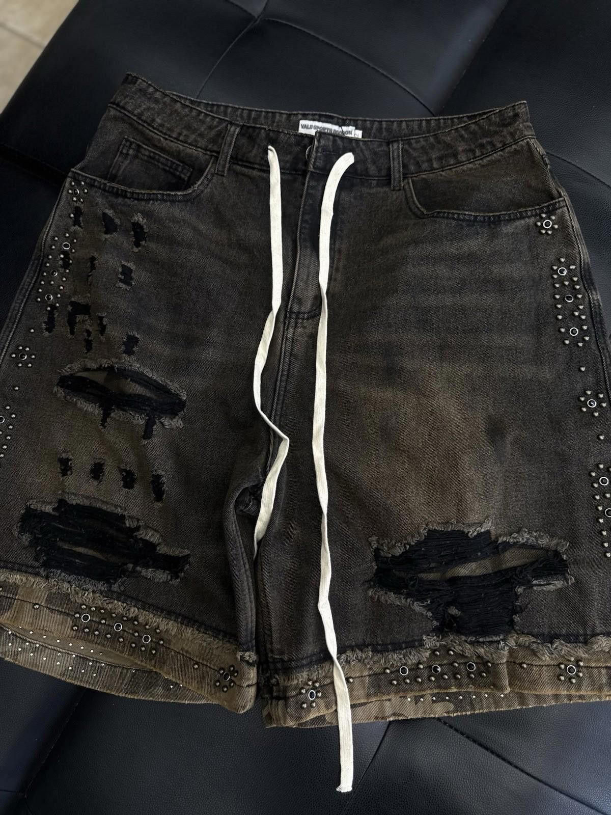 Vale Valley Denim Studded Shorts Size 32 (Brand New) Black/Brown Size US 32 / EU 48 - 4 Thumbnail