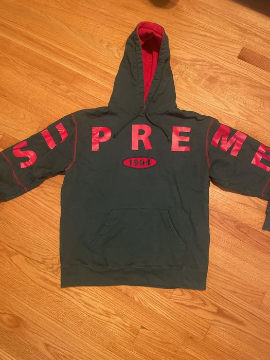 Supreme Supreme hooded sweatshirt | Grailed